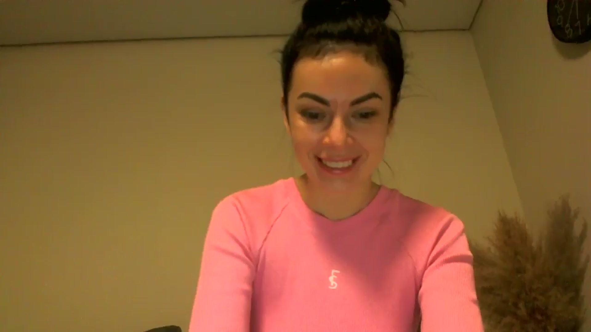 Gallery image thumbnail from TooOld4Sex's myfreecams stream on, 12/13/2024, 05:58 image 8 of 20