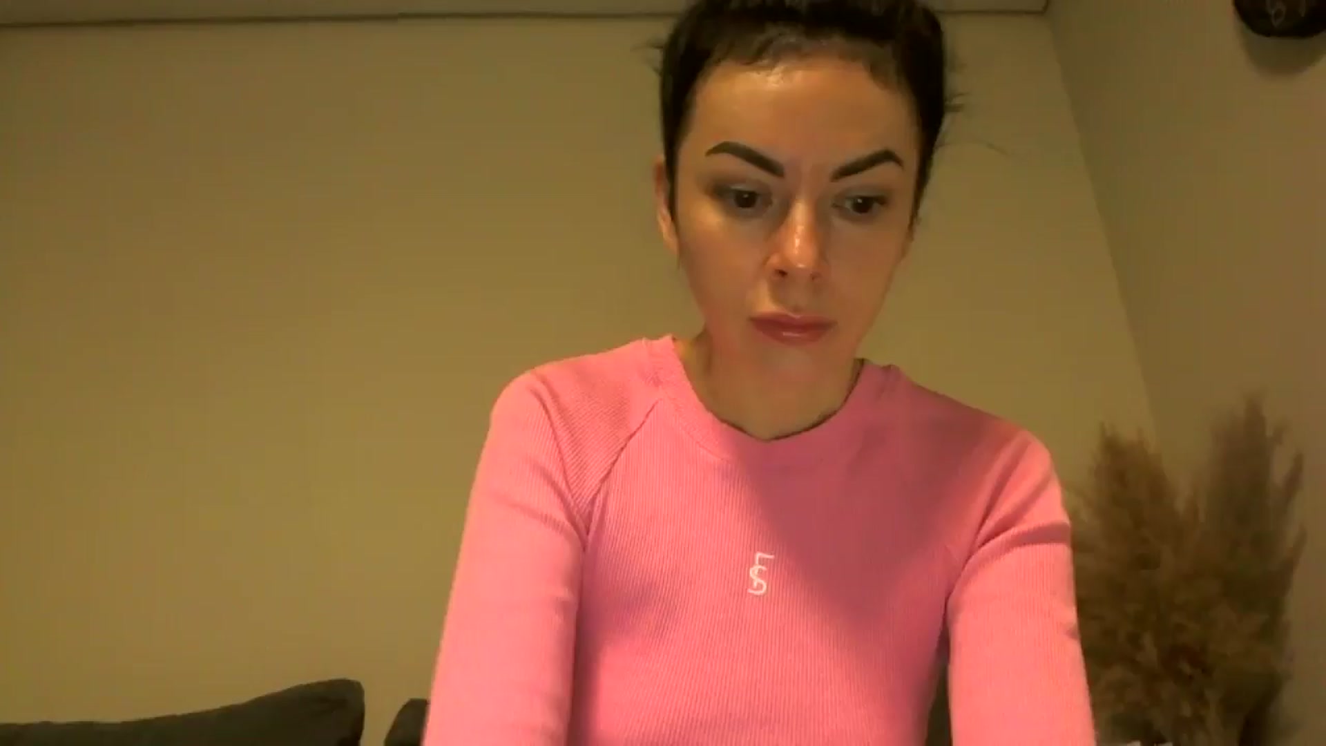 Gallery image thumbnail from TooOld4Sex's myfreecams stream on, 12/13/2024, 05:58 image 2 of 20
