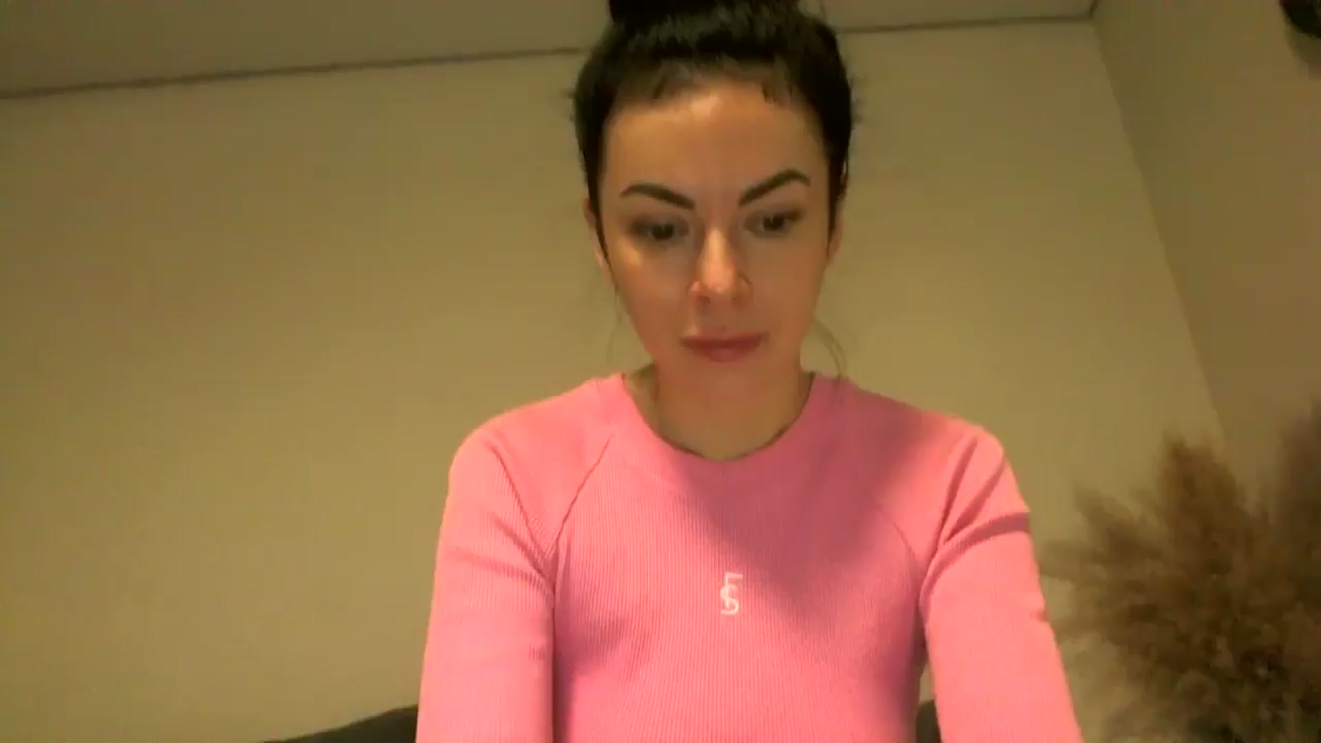 Gallery image thumbnail from TooOld4Sex's myfreecams stream on, 12/13/2024, 05:58 image 17 of 20