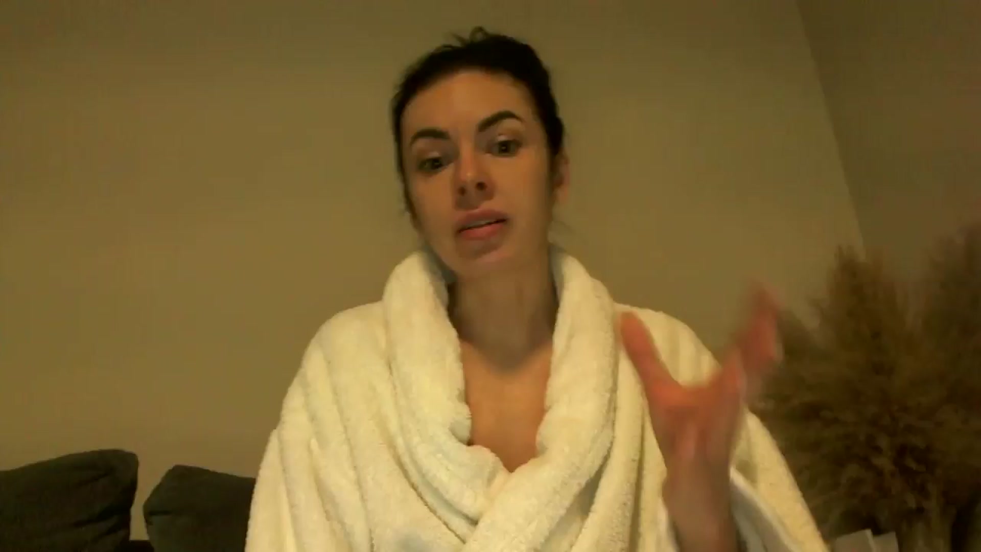 Gallery image thumbnail from TooOld4Sex's myfreecams stream on, 12/17/2024, 06:06 image 8 of 20