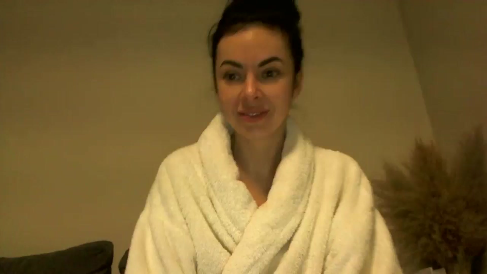 Gallery image thumbnail from TooOld4Sex's myfreecams stream on, 12/17/2024, 06:06 image 1 of 20