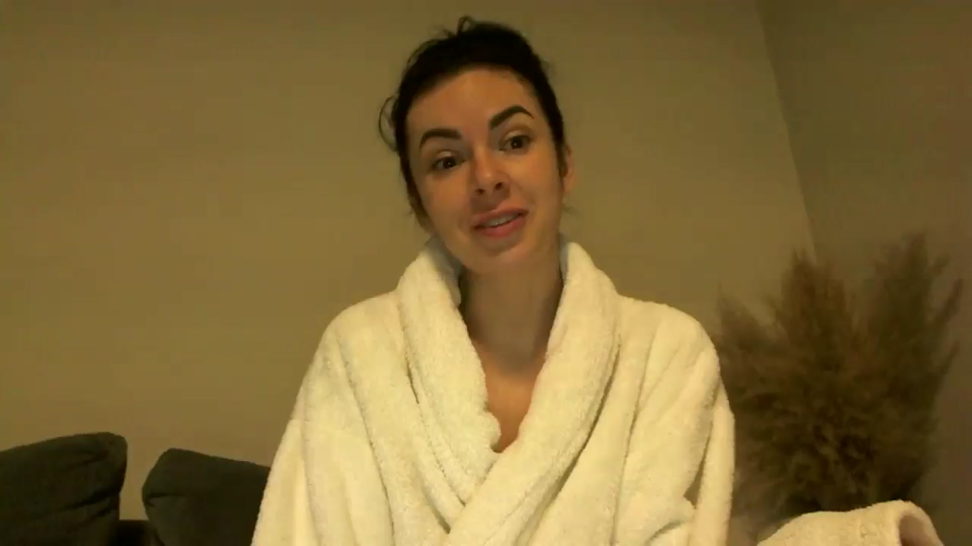 Gallery image thumbnail from TooOld4Sex's myfreecams stream on, 12/17/2024, 06:06 image 4 of 20