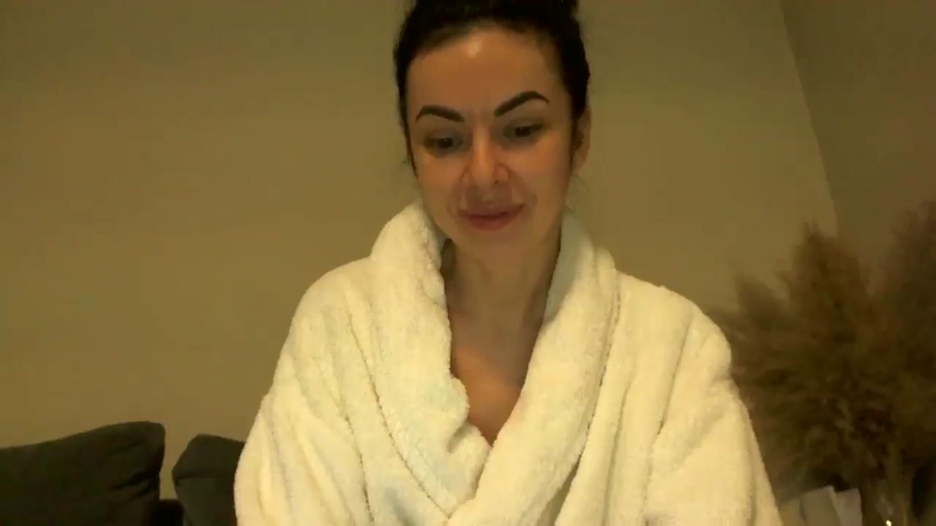 Gallery image thumbnail from TooOld4Sex's myfreecams stream on, 12/17/2024, 06:06 image 19 of 20