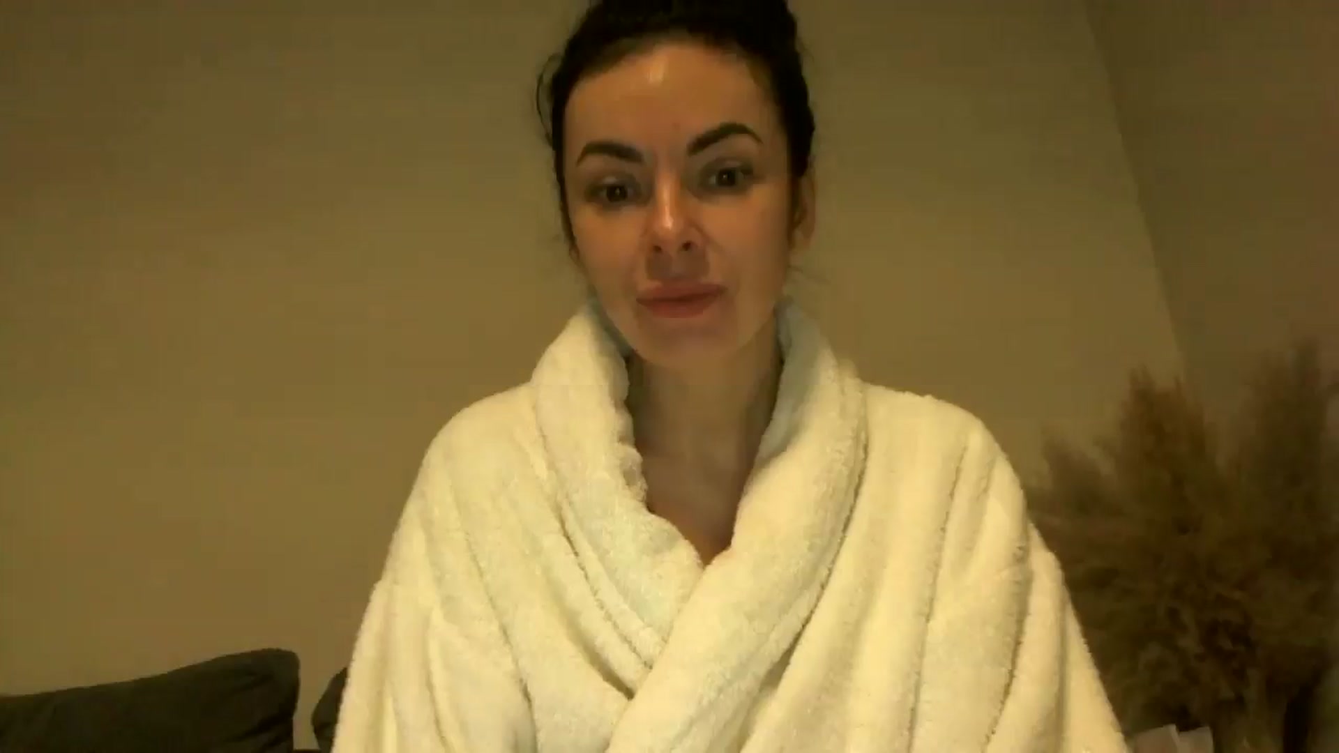 Gallery image thumbnail from TooOld4Sex's myfreecams stream on, 12/17/2024, 06:06 image 2 of 20