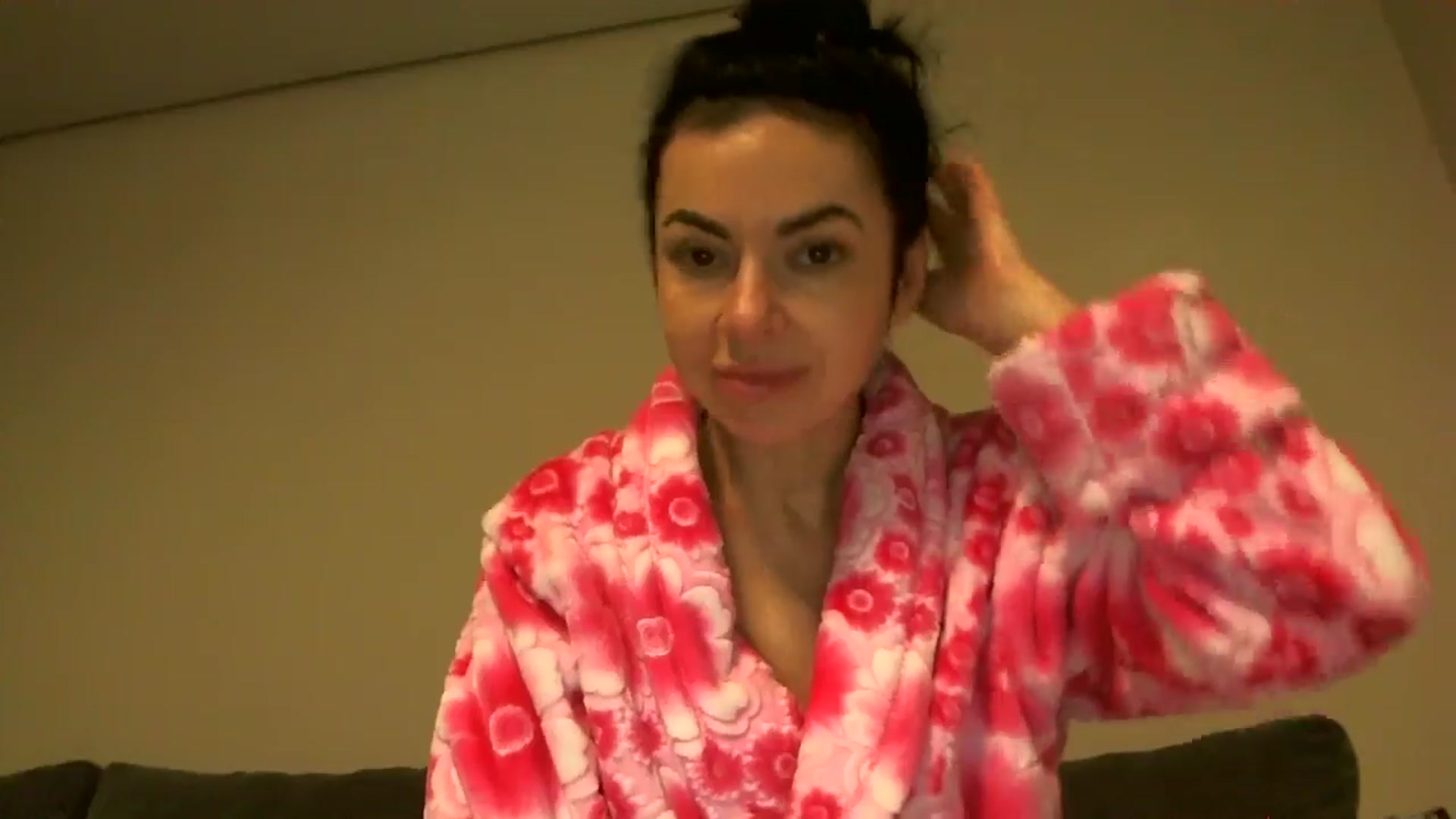 Gallery image thumbnail from TooOld4Sex's myfreecams stream on, 12/30/2024, 06:34 image 10 of 20
