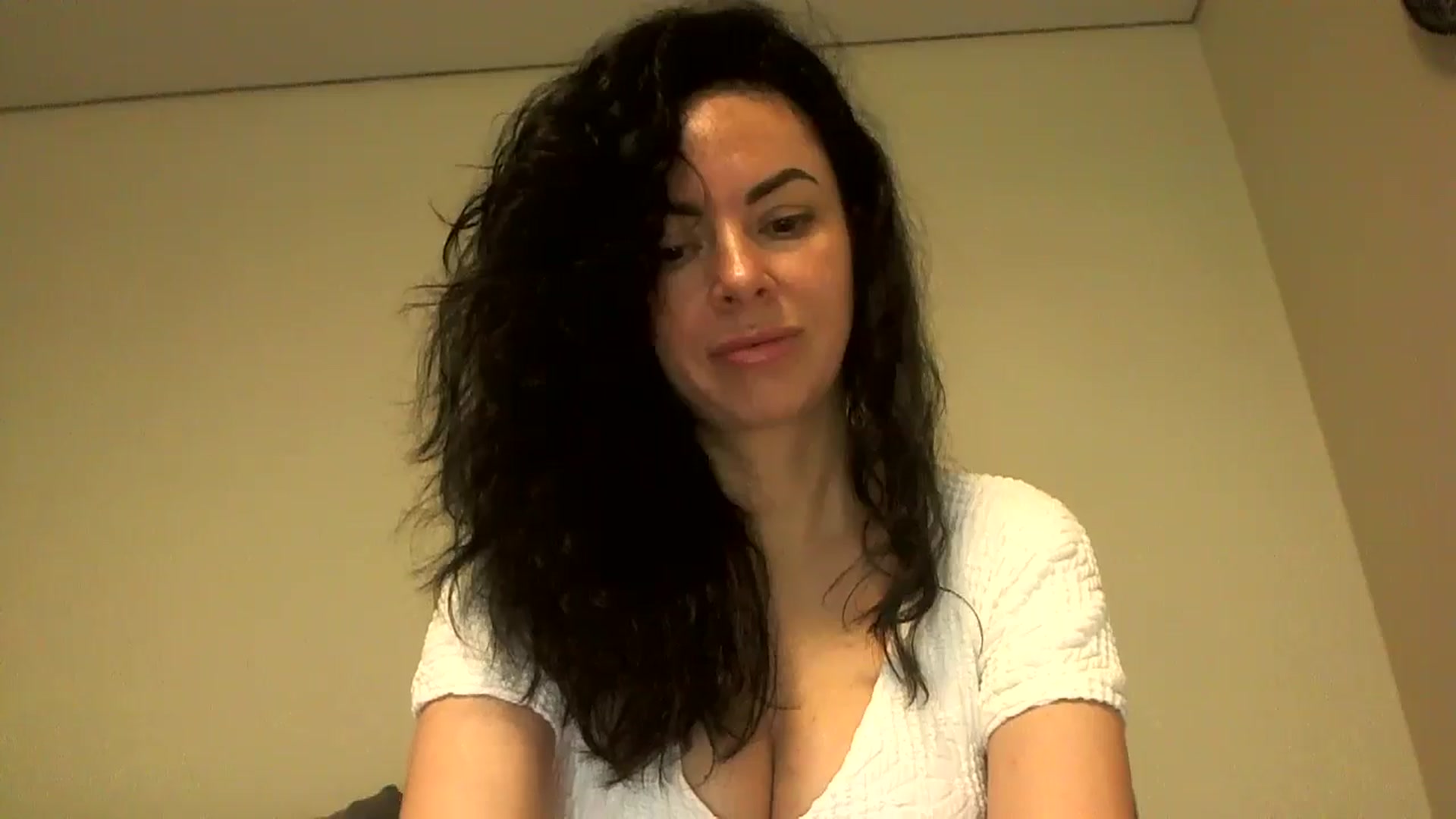 Gallery image thumbnail from TooOld4Sex's myfreecams stream on, 05/05/2025, 04:57 image 4 of 20