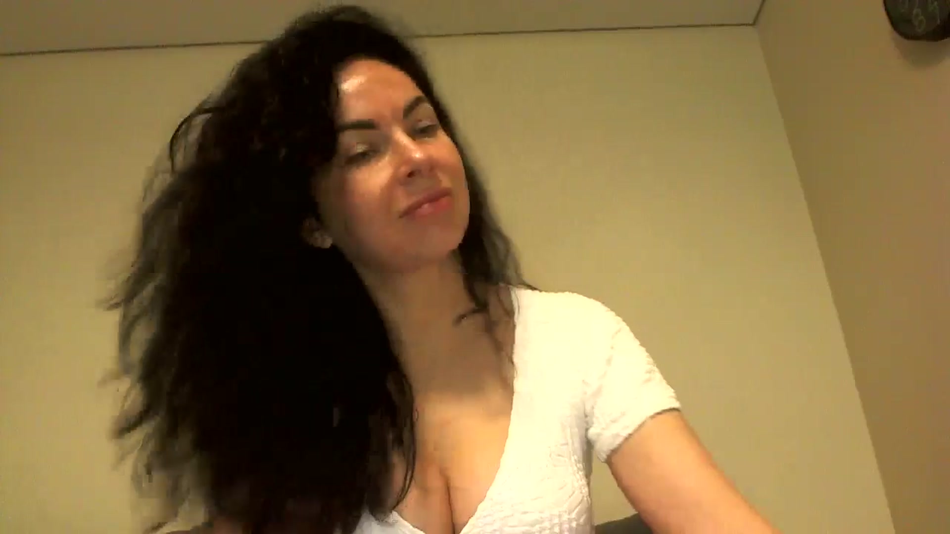 Gallery image thumbnail from TooOld4Sex's myfreecams stream on, 05/05/2025, 04:57 image 2 of 20