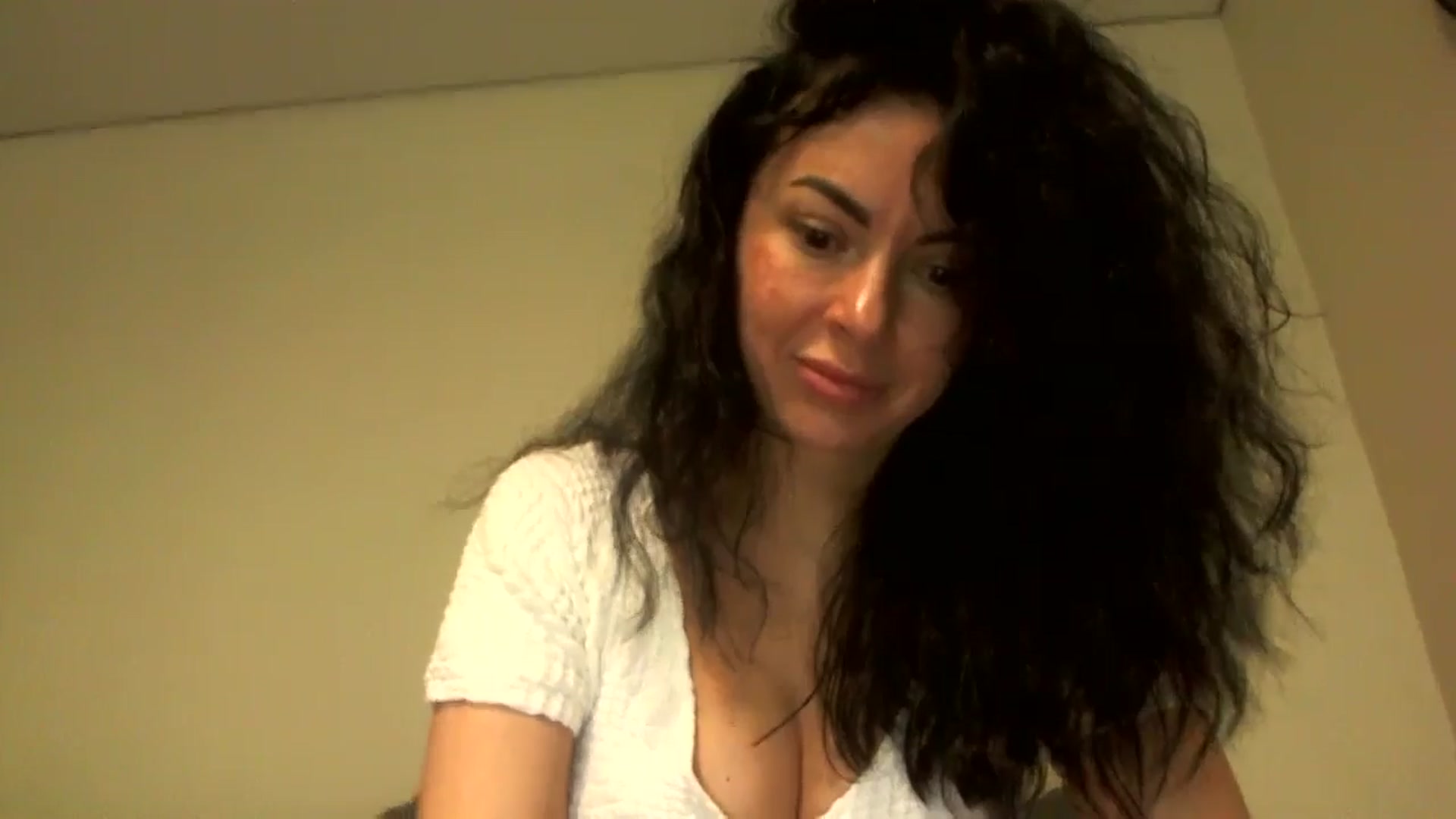 Gallery image thumbnail from TooOld4Sex's myfreecams stream on, 05/05/2025, 04:57 image 17 of 20