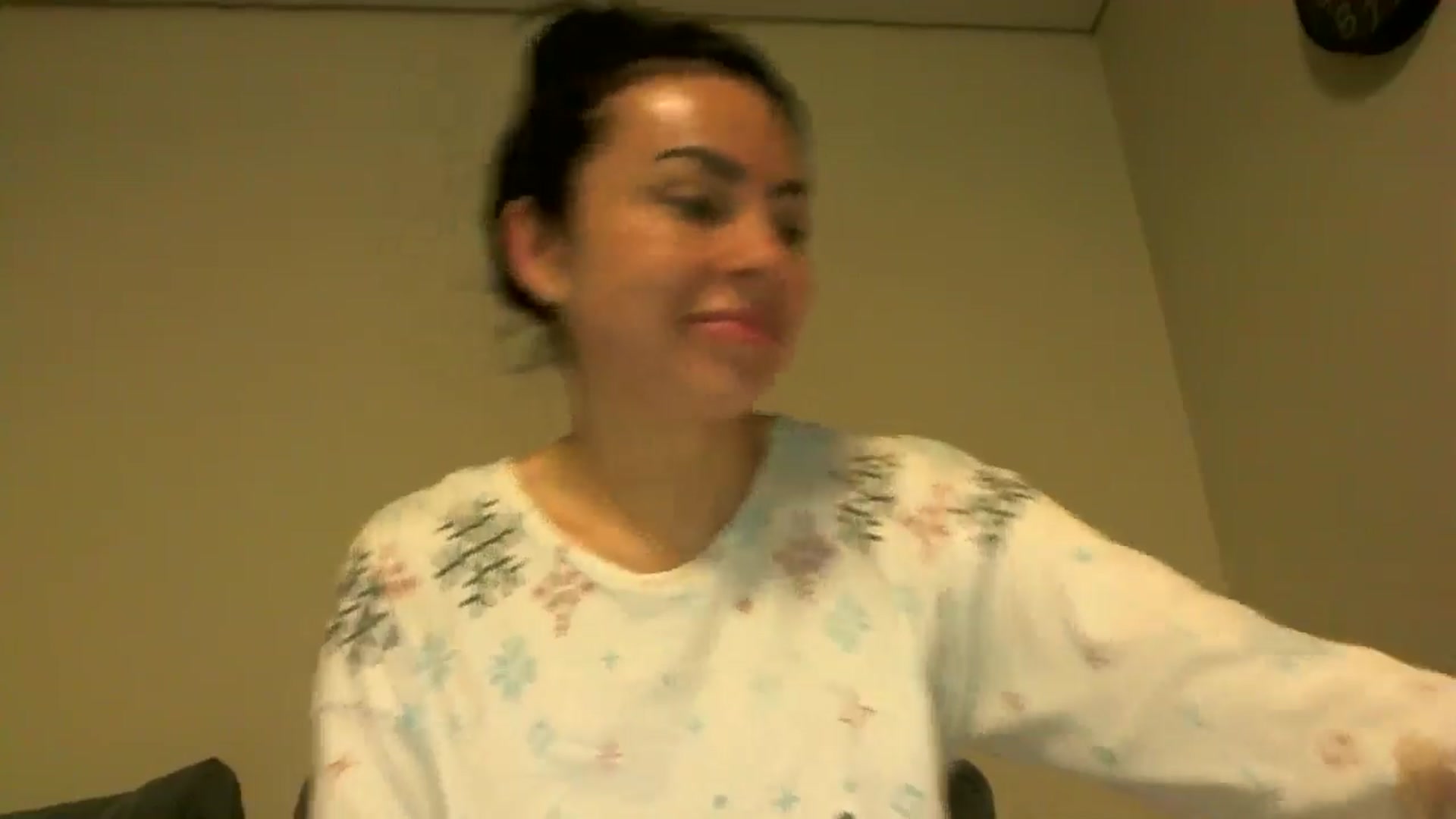 Gallery image thumbnail from TooOld4Sex's myfreecams stream on, 05/18/2025, 04:23 image 13 of 20