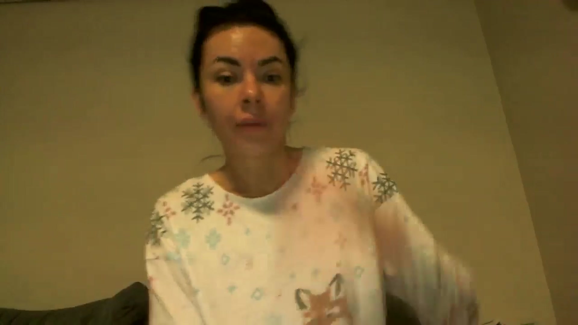 Gallery image thumbnail from TooOld4Sex's myfreecams stream on, 05/20/2025, 04:42 image 9 of 20
