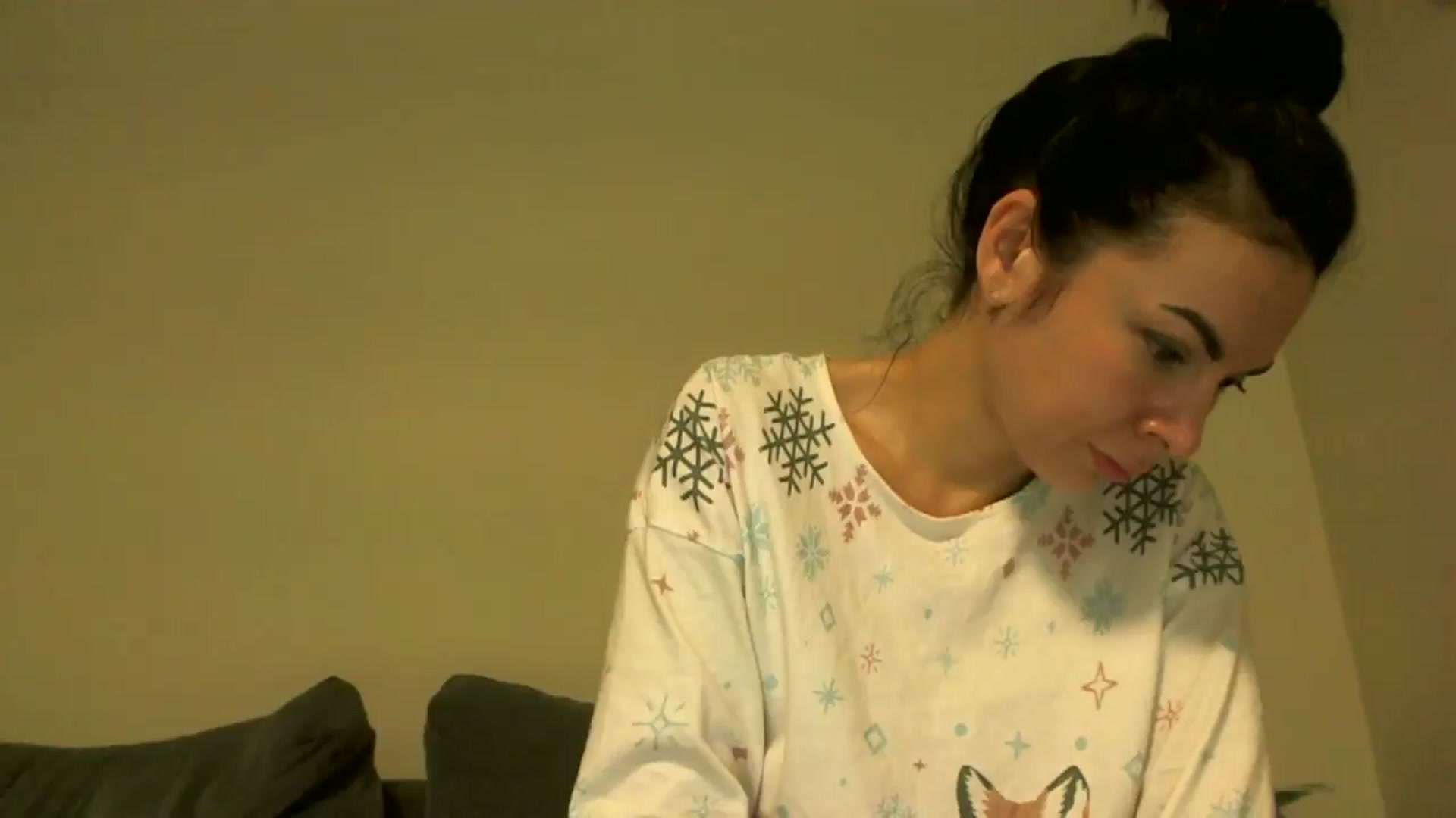 Gallery image thumbnail from TooOld4Sex's myfreecams stream on, 05/20/2025, 04:42 image 16 of 20