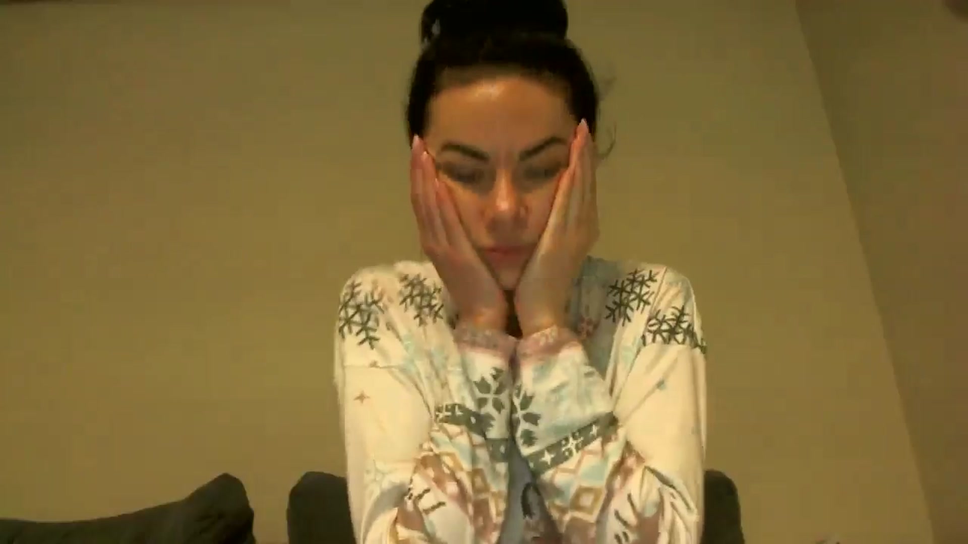 Gallery image thumbnail from TooOld4Sex's myfreecams stream on, 05/20/2025, 04:42 image 8 of 20