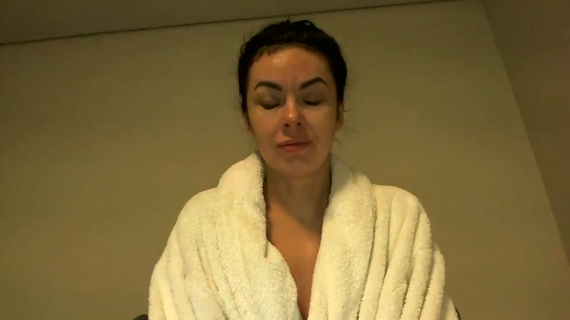 Gallery image thumbnail from TooOld4Sex's myfreecams stream on, 06/24/2025, 03:33 image 12 of 20