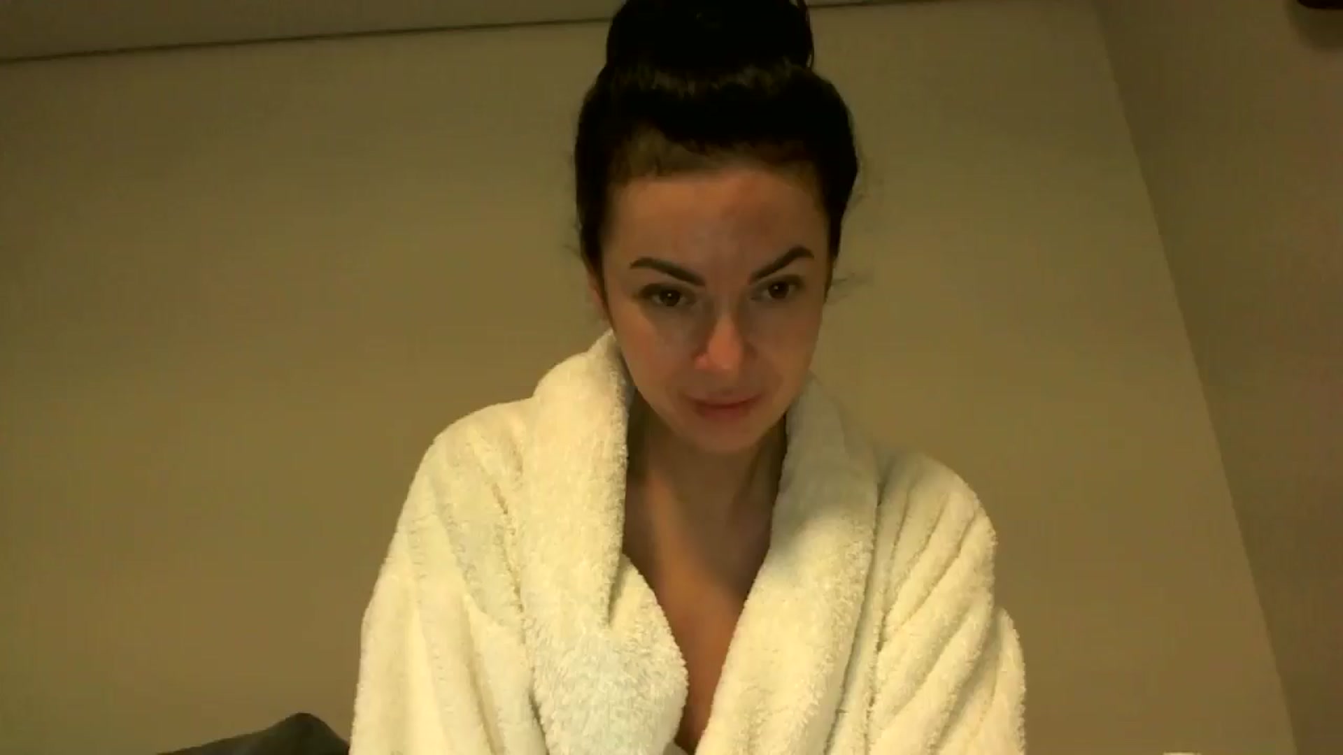 Gallery image thumbnail from TooOld4Sex's myfreecams stream on, 06/24/2025, 03:33 image 1 of 20