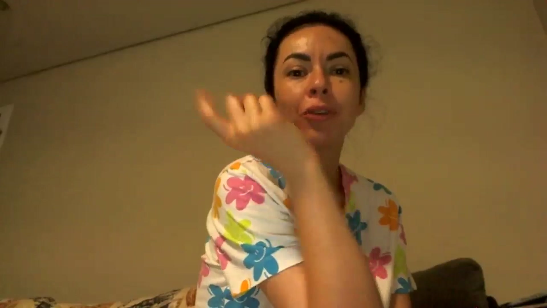 Gallery image thumbnail from TooOld4Sex's myfreecams stream on, 08/18/2025, 04:46 image 16 of 20