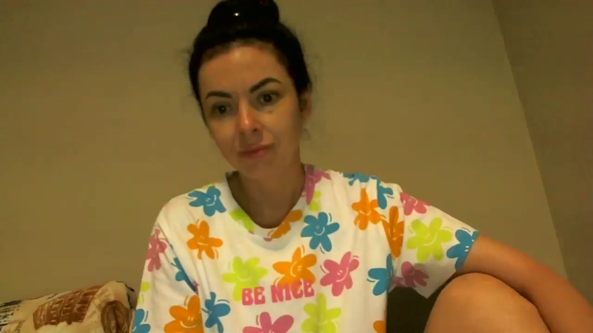 Gallery image thumbnail from TooOld4Sex's myfreecams stream on, 08/20/2025, 04:55 image 15 of 20