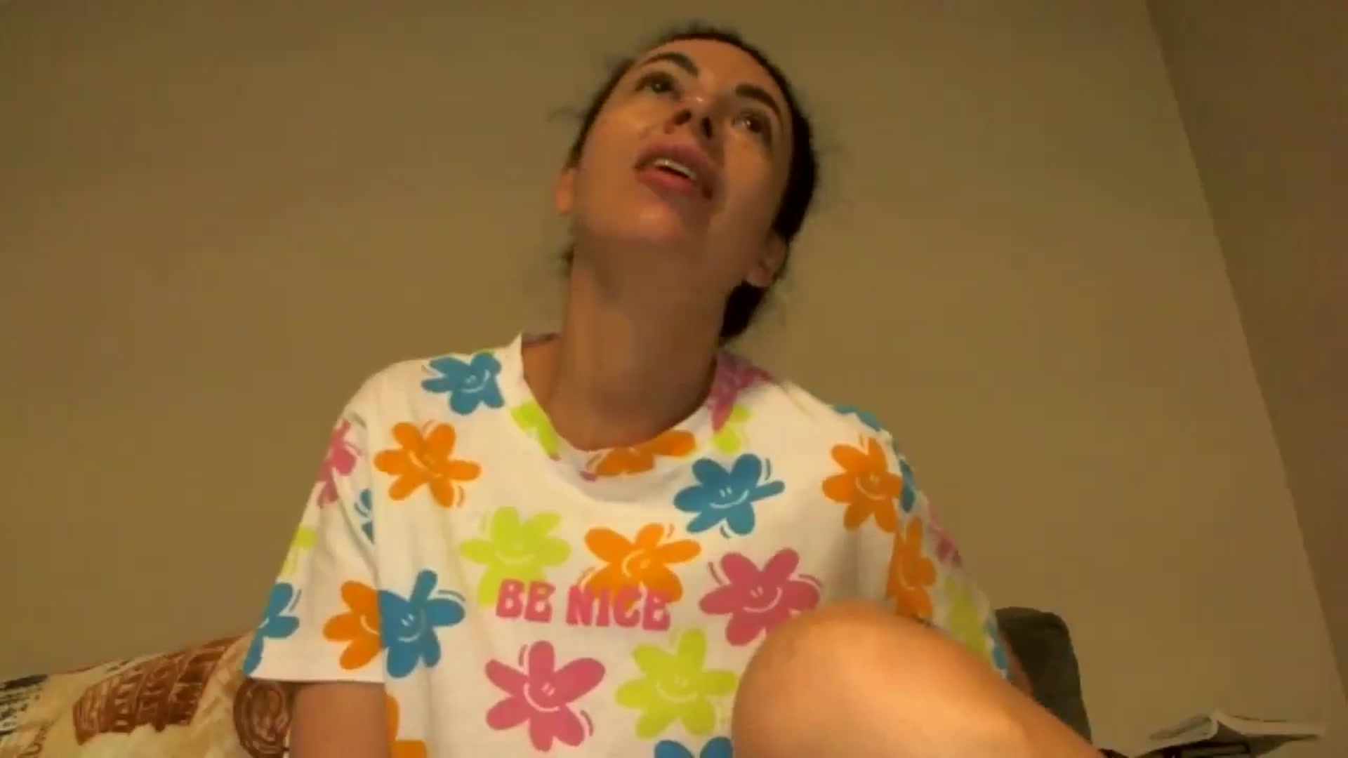 Gallery image thumbnail from TooOld4Sex's myfreecams stream on, 08/20/2025, 04:55 image 14 of 20