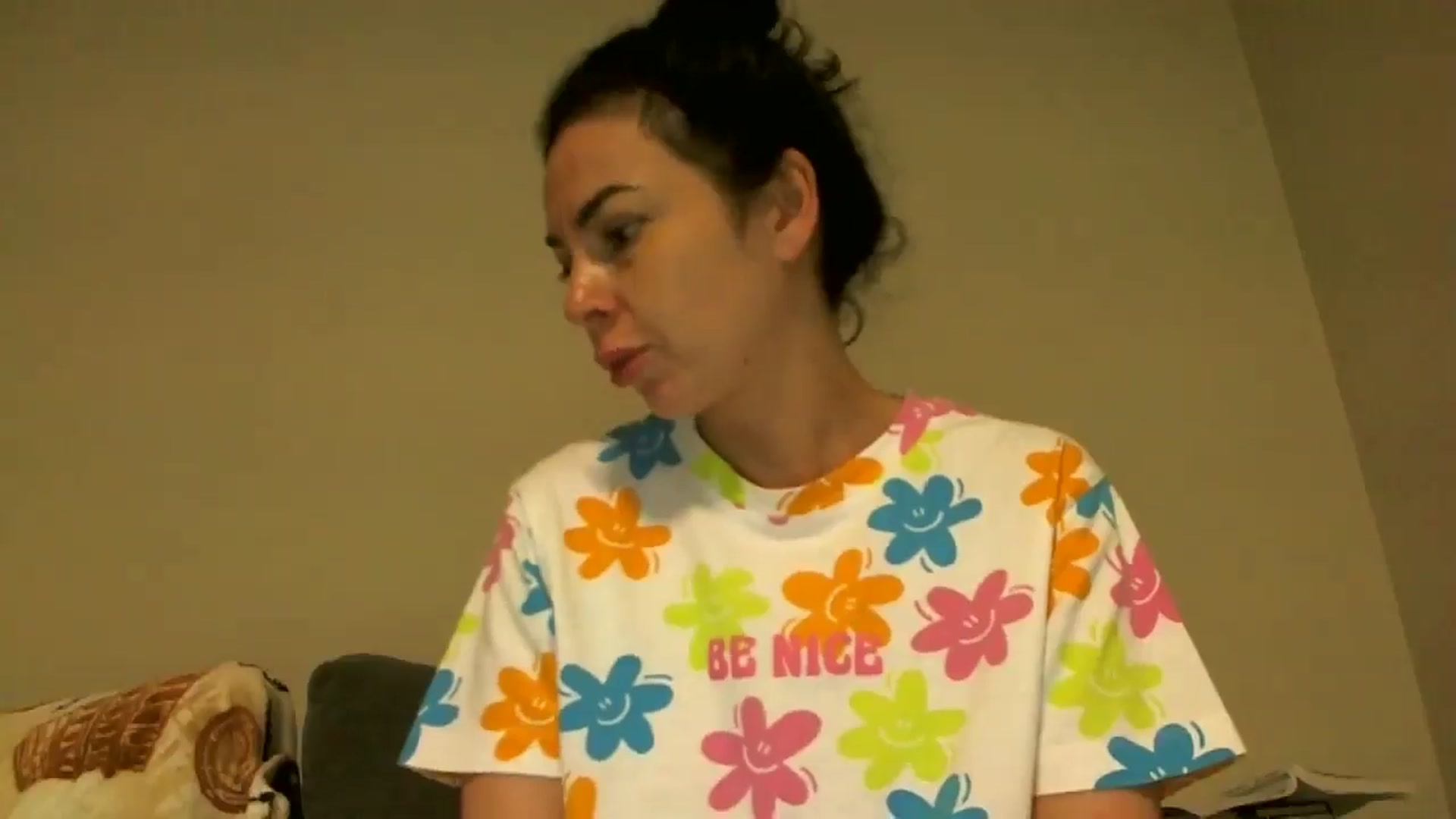 Gallery image thumbnail from TooOld4Sex's myfreecams stream on, 08/20/2025, 04:55 image 13 of 20