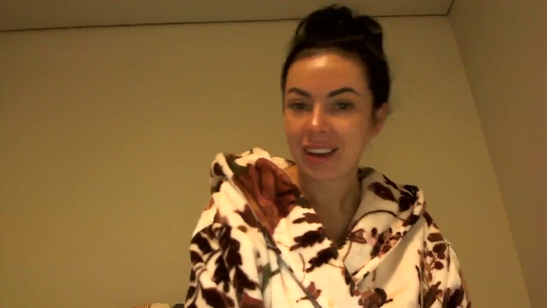 Gallery image thumbnail from TooOld4Sex's myfreecams stream on, 10/28/2025, 04:00 image 7 of 20