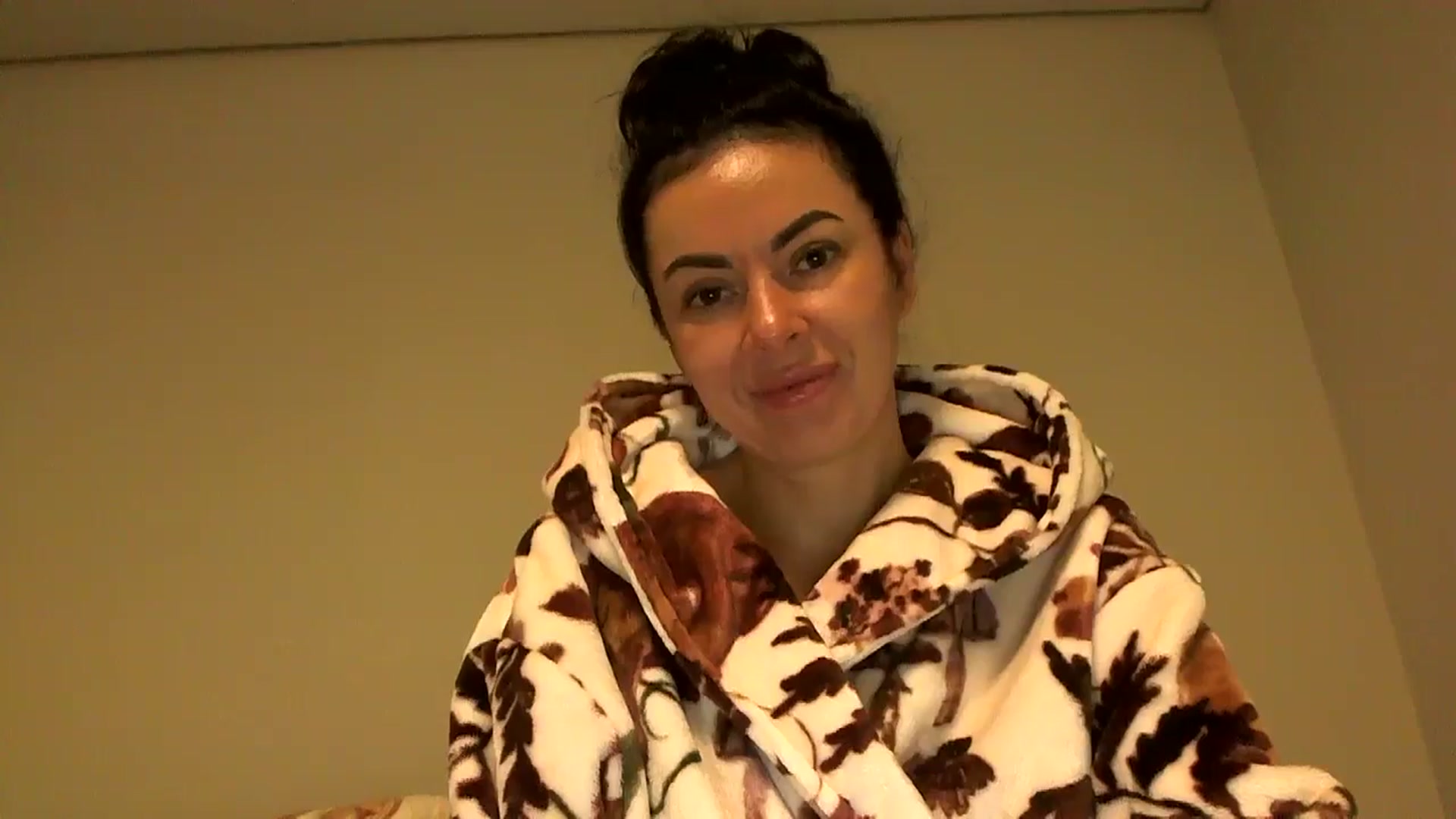 Gallery image thumbnail from TooOld4Sex's myfreecams stream on, 10/28/2025, 04:00 image 18 of 20