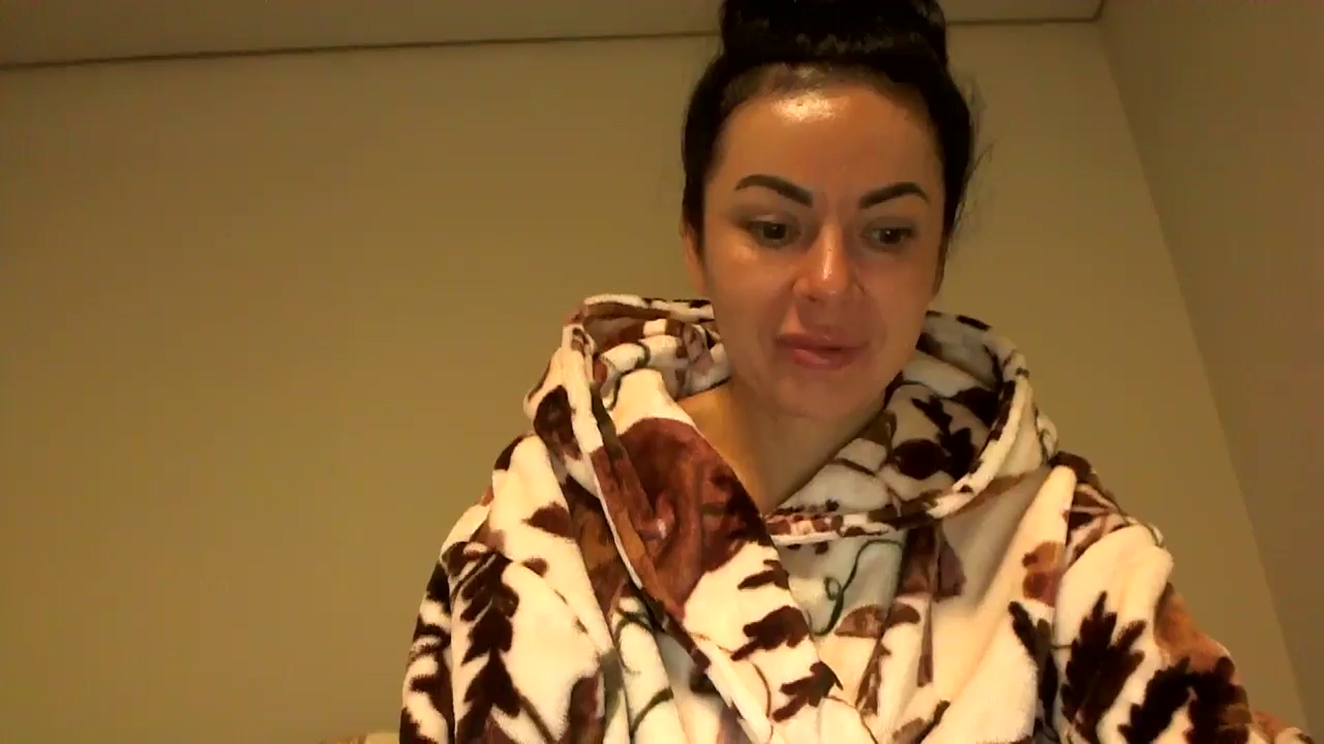 Gallery image thumbnail from TooOld4Sex's myfreecams stream on, 10/28/2025, 04:00 image 16 of 20