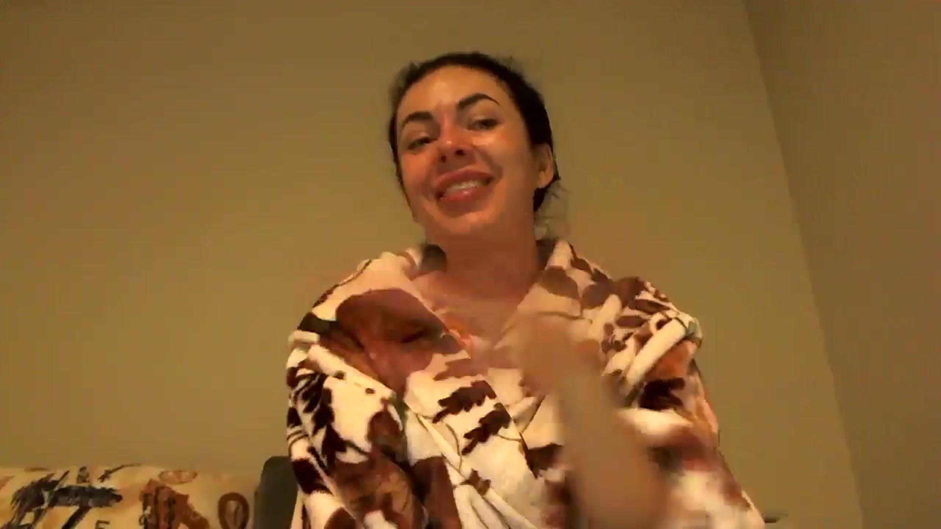 Gallery image thumbnail from TooOld4Sex's myfreecams stream on, 11/17/2025, 05:14 image 19 of 20