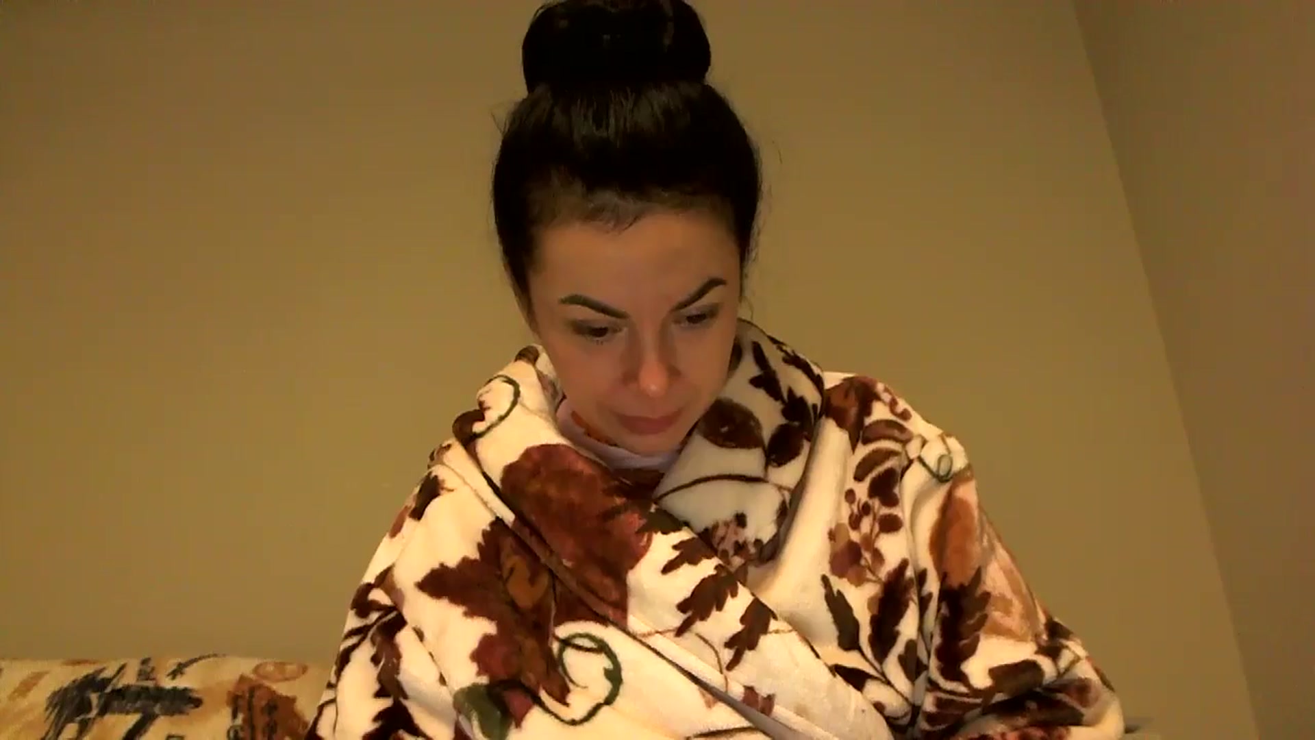 Gallery image thumbnail from TooOld4Sex's myfreecams stream on, 11/17/2025, 05:14 image 8 of 20
