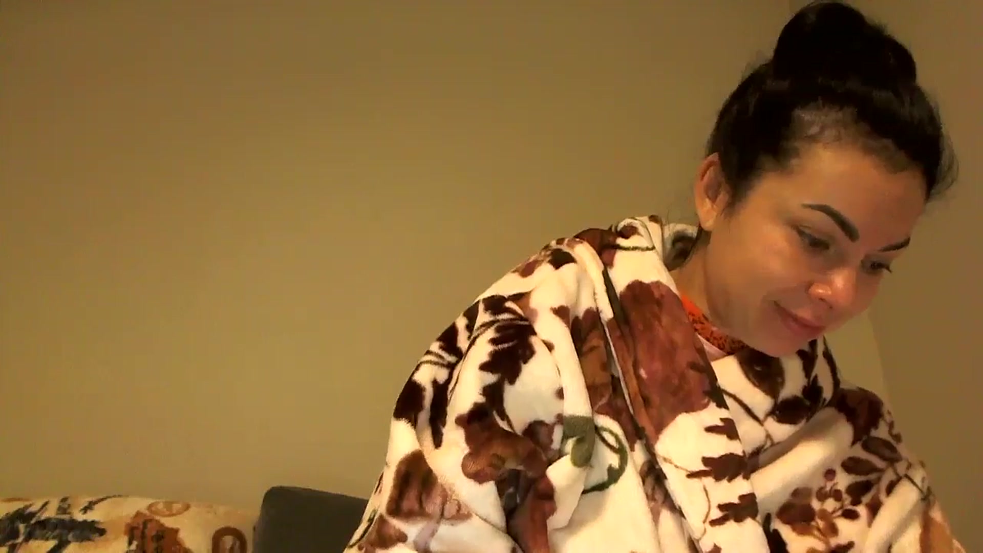 Gallery image thumbnail from TooOld4Sex's myfreecams stream on, 11/17/2025, 05:14 image 4 of 20