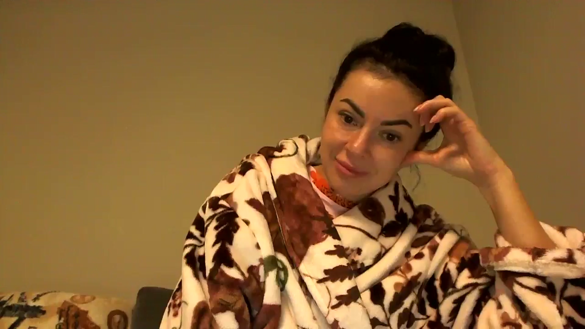 Gallery image thumbnail from TooOld4Sex's myfreecams stream on, 11/17/2025, 05:14 image 9 of 20