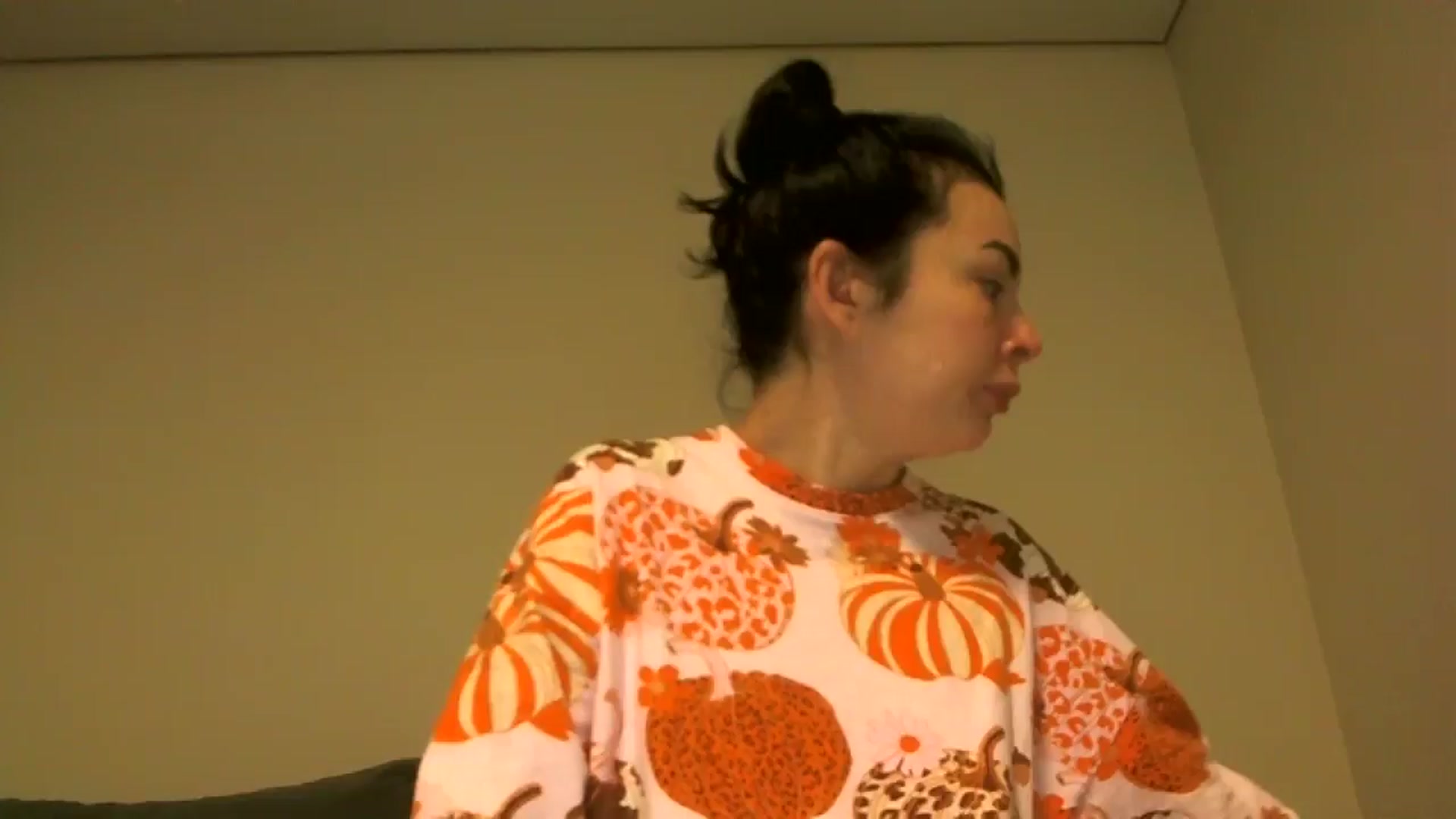 Gallery image thumbnail from TooOld4Sex's myfreecams stream on, 03/30/2026, 04:09 image 3 of 20