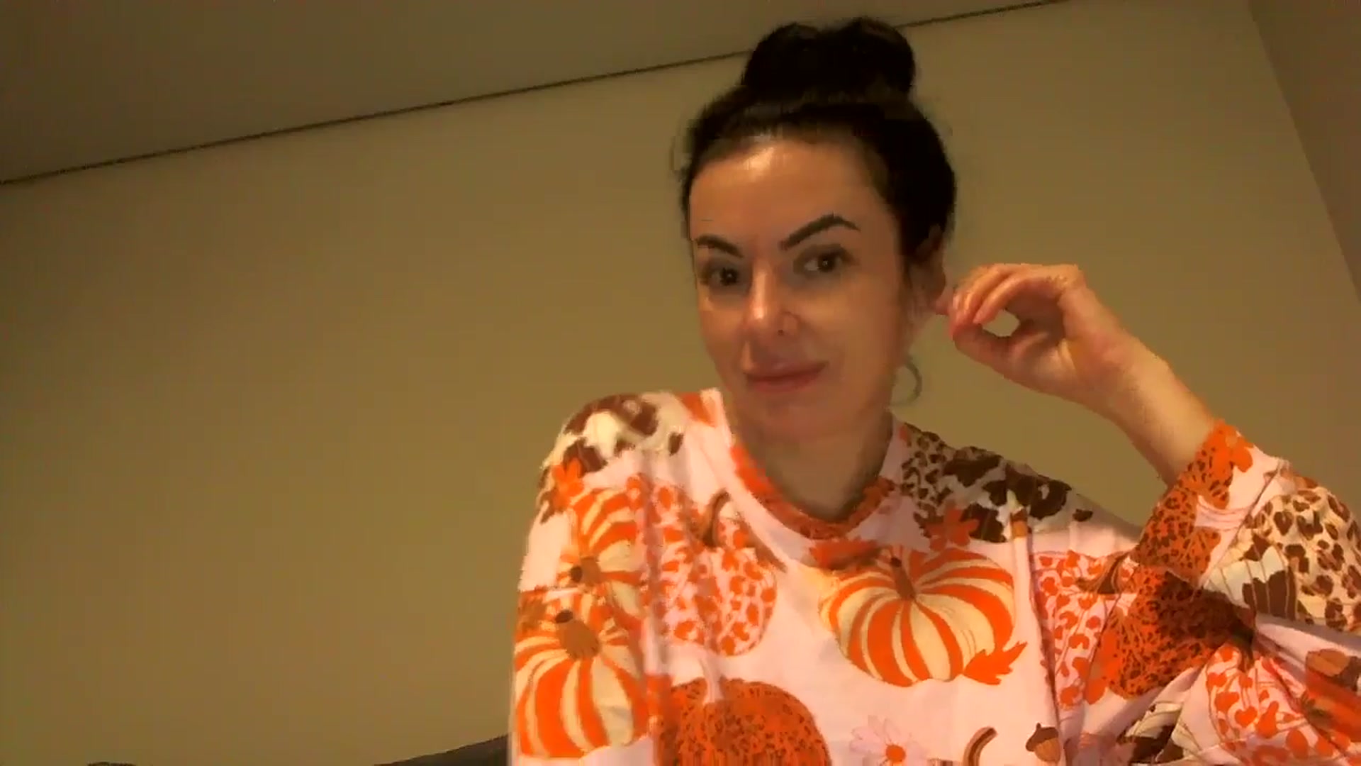 Gallery image thumbnail from TooOld4Sex's myfreecams stream on, 03/30/2026, 04:09 image 15 of 20