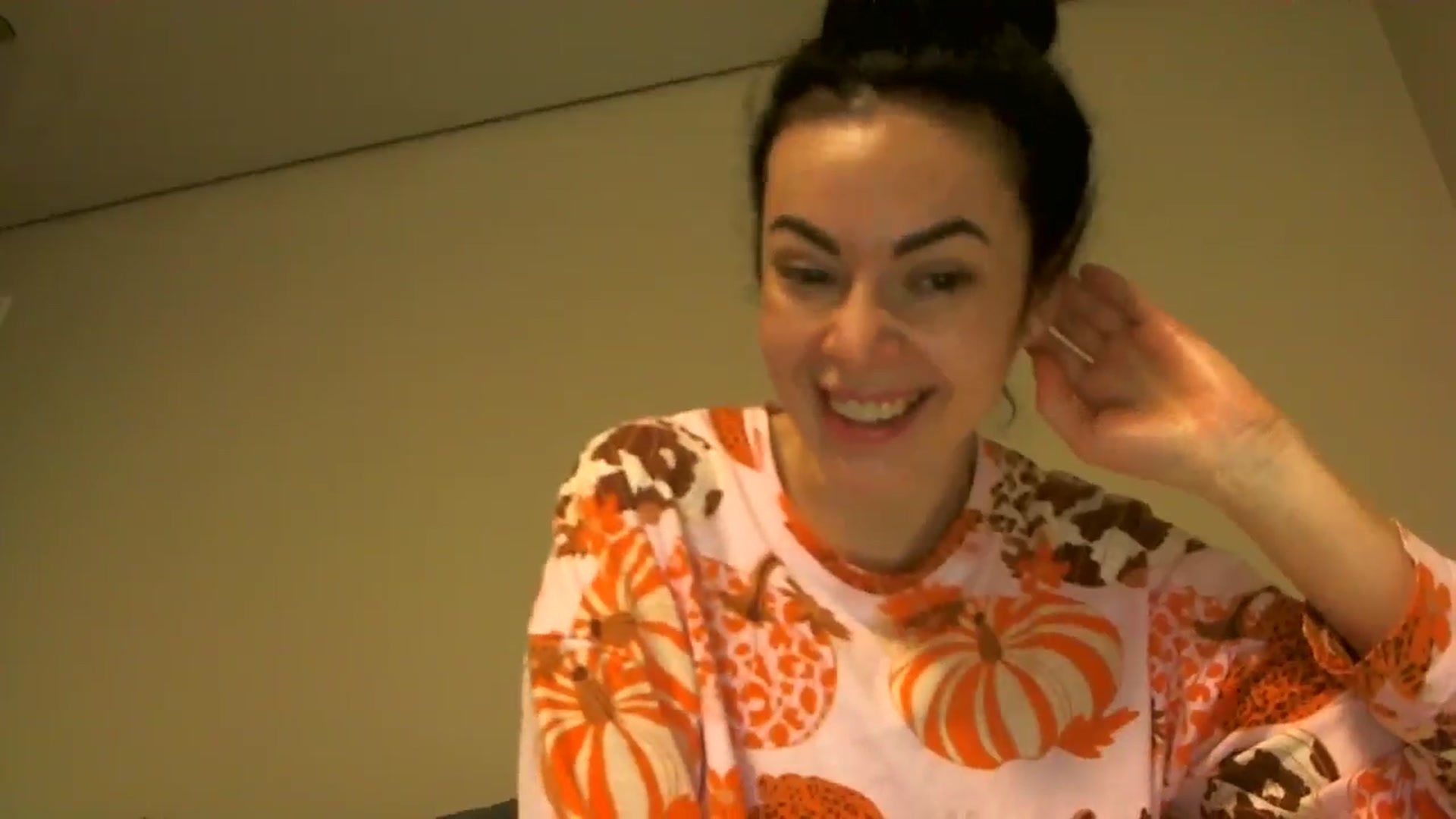 Gallery image thumbnail from TooOld4Sex's myfreecams stream on, 03/30/2026, 04:09 image 18 of 20