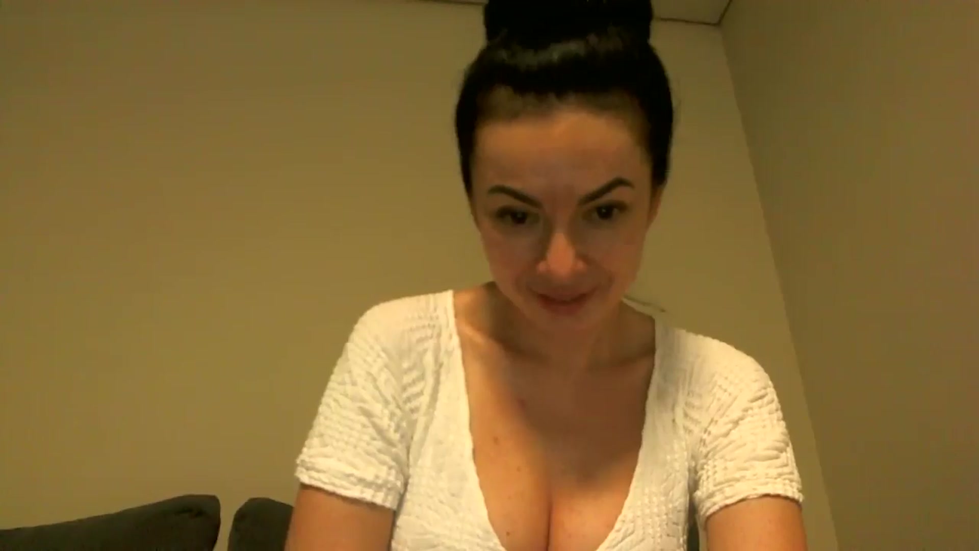 Gallery image thumbnail from TooOld4Sex's myfreecams stream on, 05/11/2026, 04:45 image 4 of 20