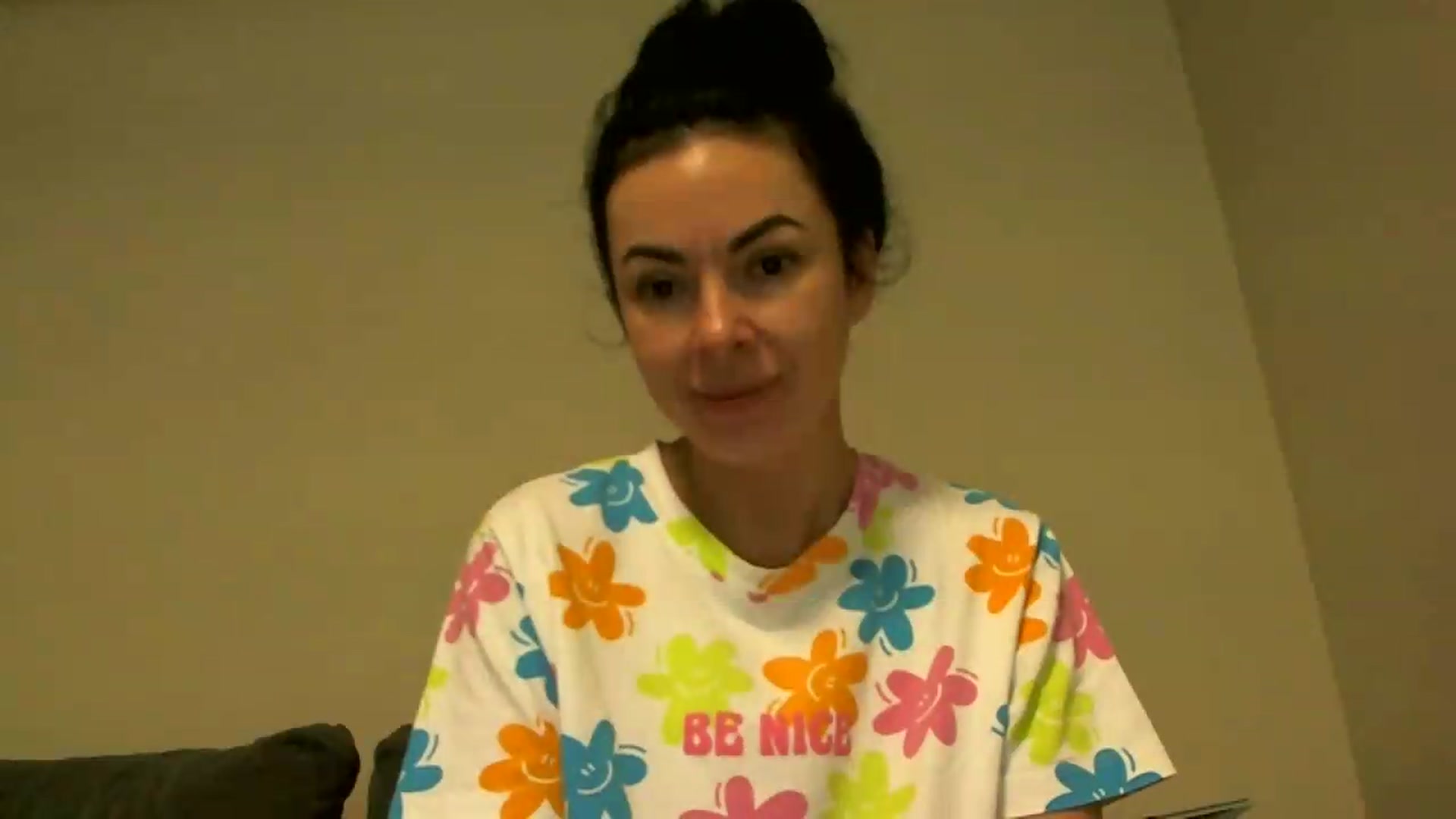 Gallery image thumbnail from TooOld4Sex's myfreecams stream on, 06/08/2026, 04:13 image 10 of 20