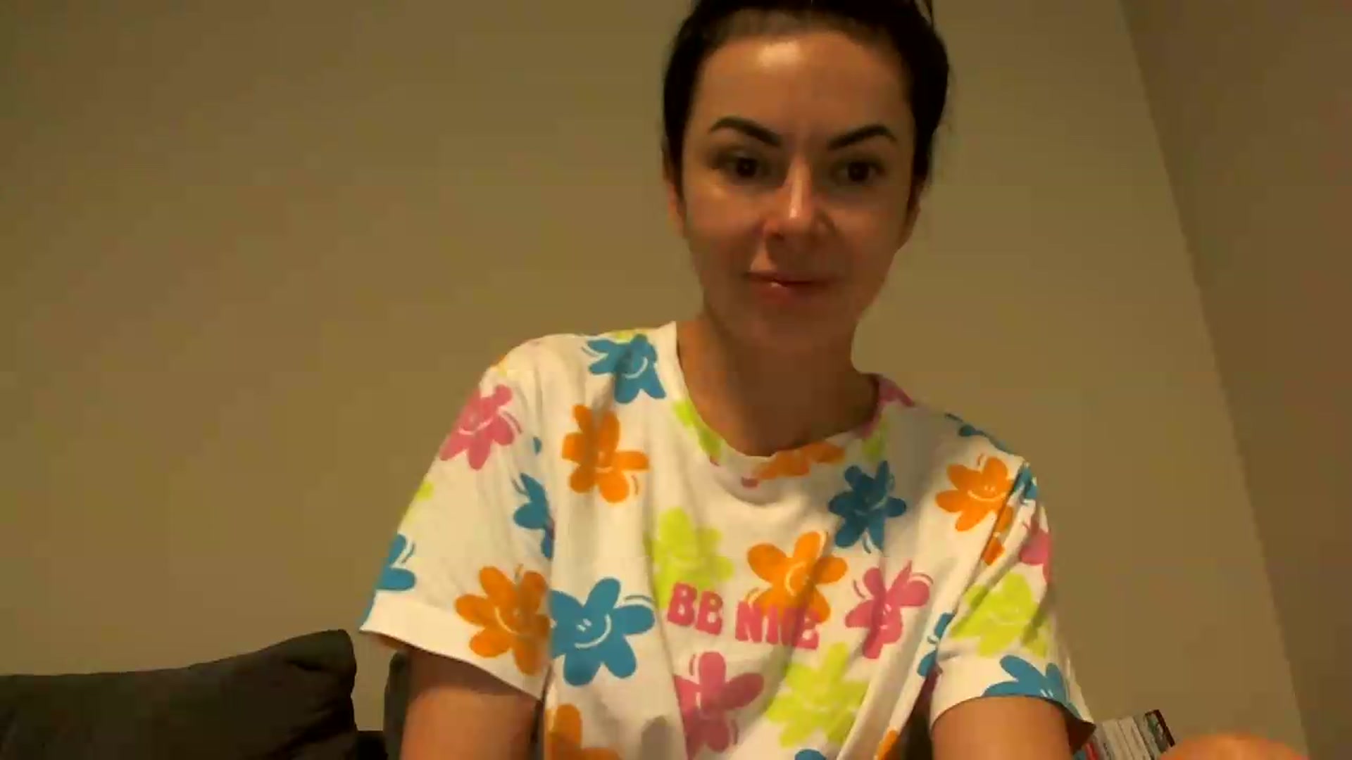 Gallery image thumbnail from TooOld4Sex's myfreecams stream on, 07/08/2026, 03:38 image 10 of 20