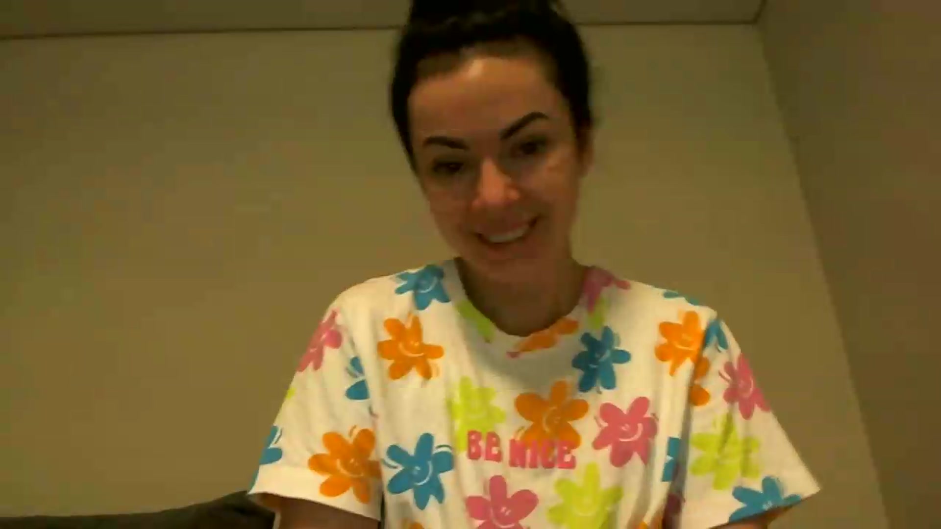 Gallery image thumbnail from TooOld4Sex's myfreecams stream on, 07/08/2026, 04:08 image 6 of 20