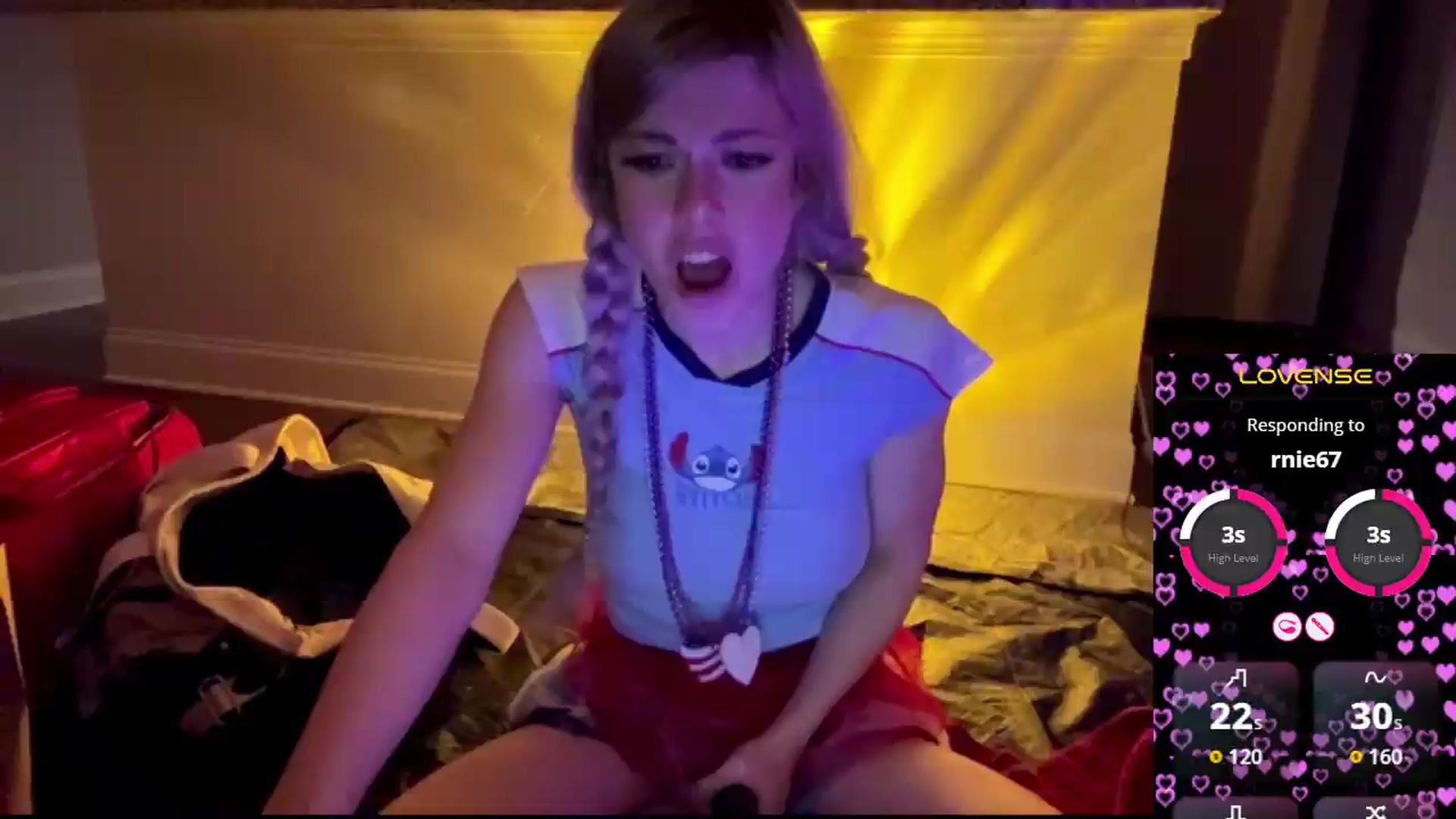Gallery image thumbnail from TopGspot's myfreecams stream on, 07/05/2026, 01:53 image 10 of 20