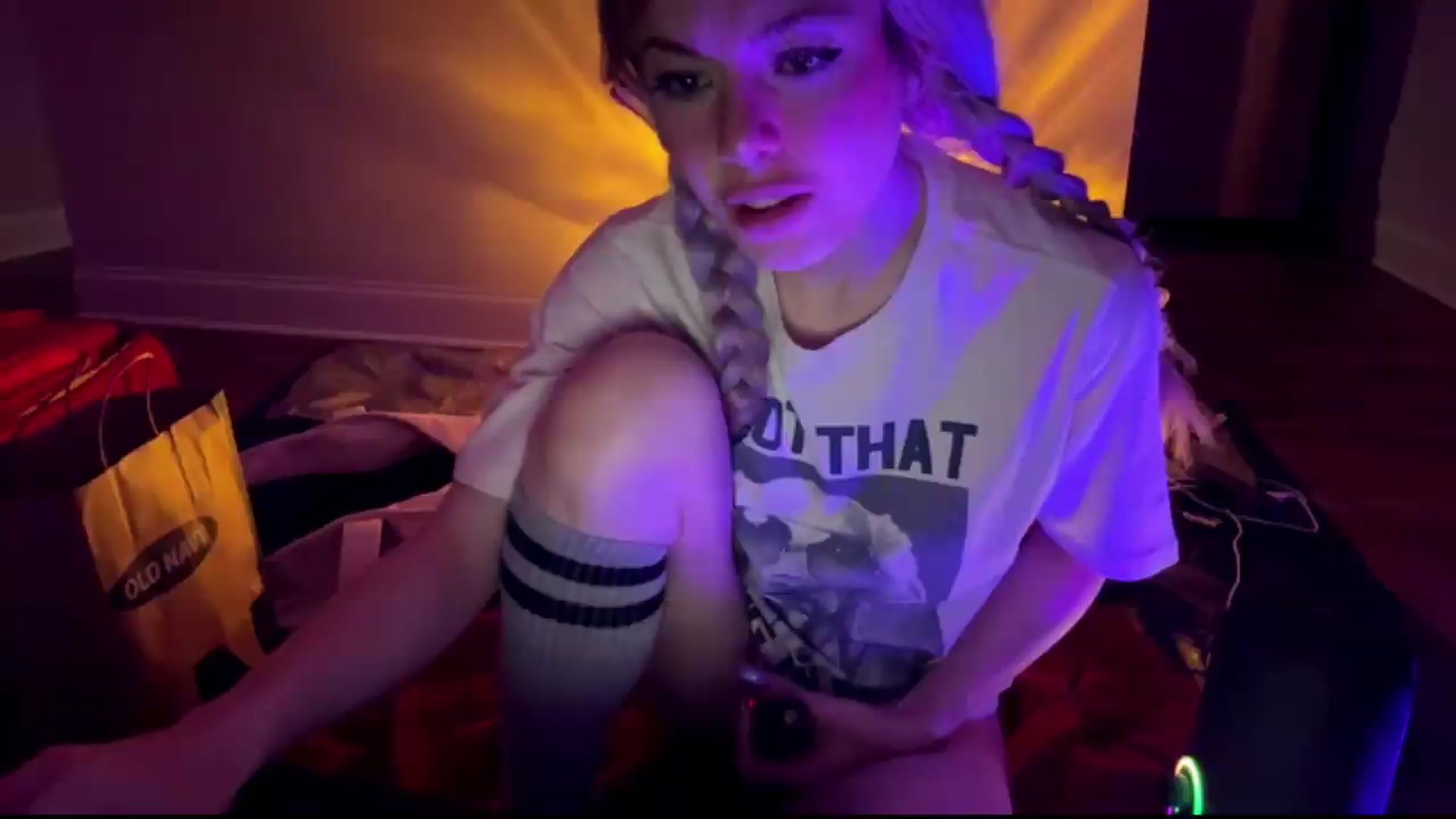 Gallery image thumbnail from TopGspot's myfreecams stream on, 07/06/2026, 03:59 image 3 of 20