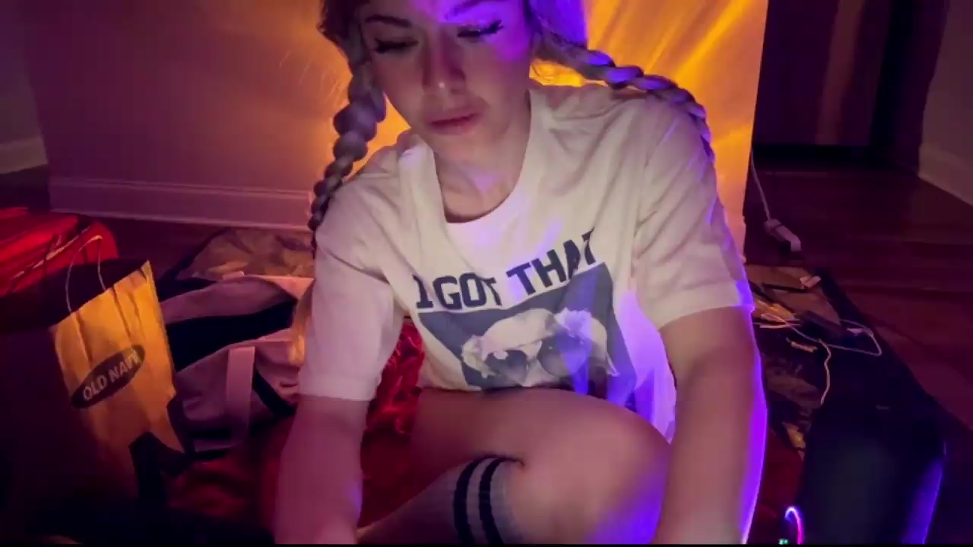 Gallery image thumbnail from TopGspot's myfreecams stream on, 07/06/2026, 03:59 image 5 of 20