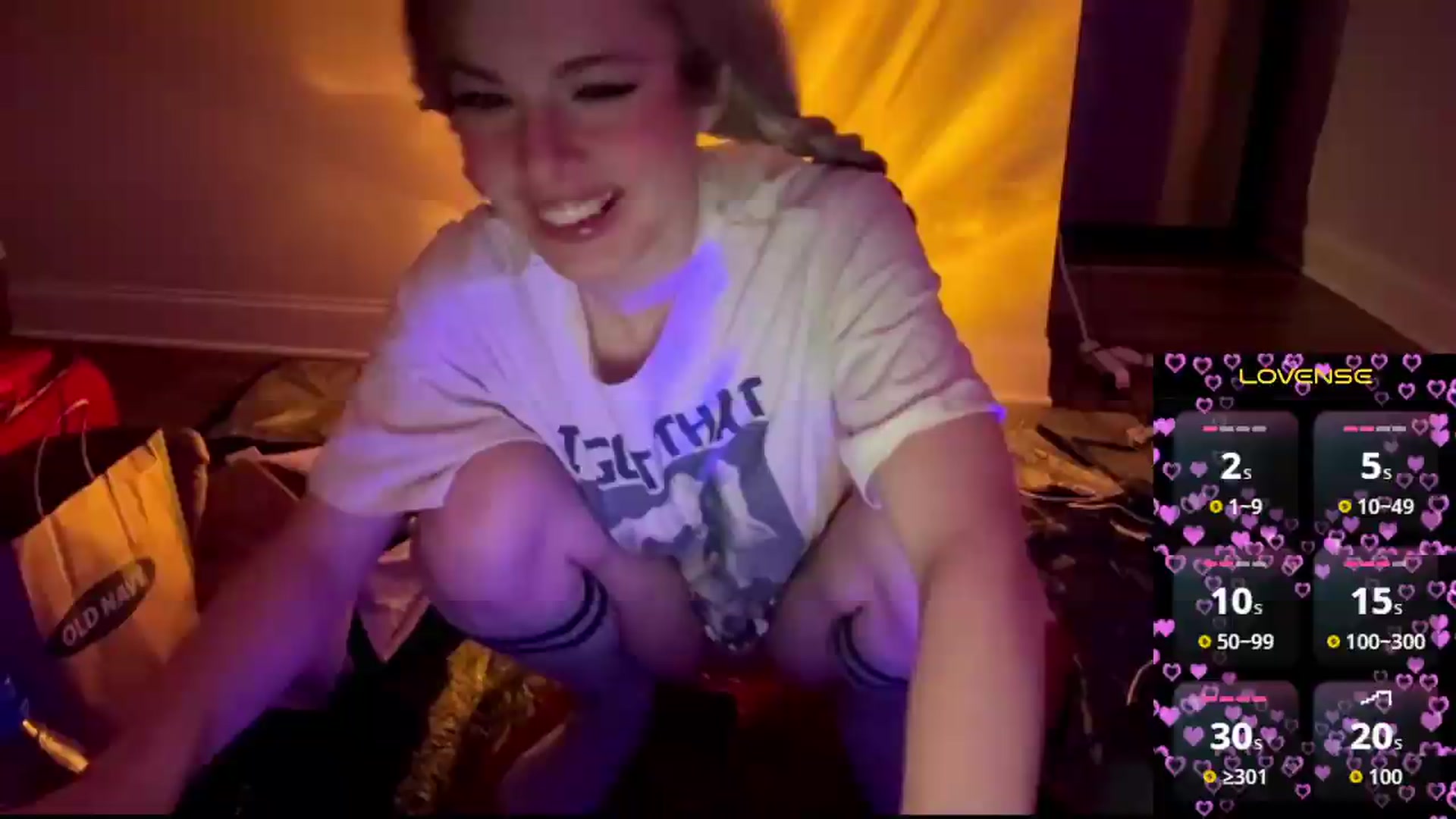 Gallery image thumbnail from TopGspot's myfreecams stream on, 07/06/2026, 07:24 image 10 of 20