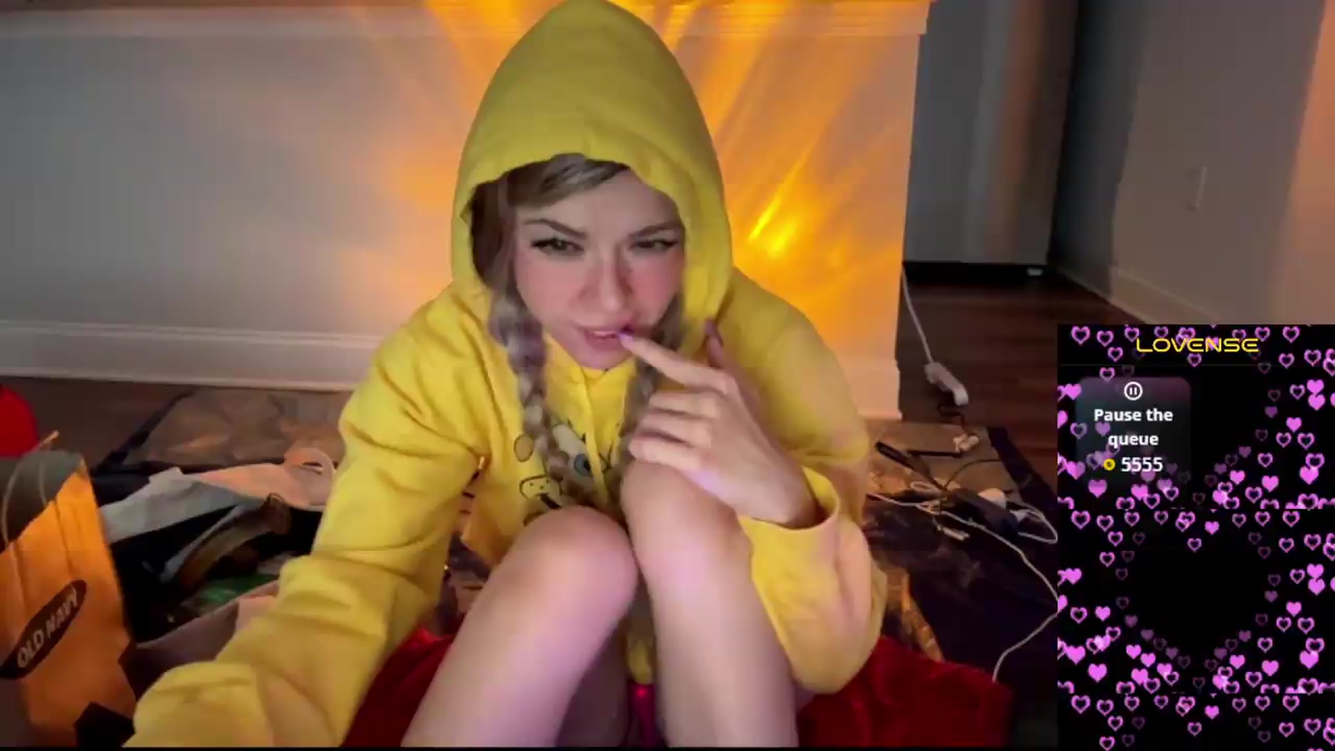 Gallery image thumbnail from TopGspot's myfreecams stream on, 07/06/2026, 13:28 image 13 of 20