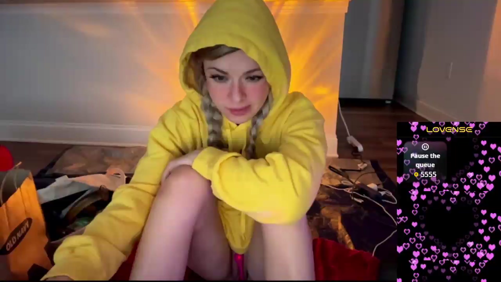 Gallery image thumbnail from TopGspot's myfreecams stream on, 07/06/2026, 13:28 image 20 of 20
