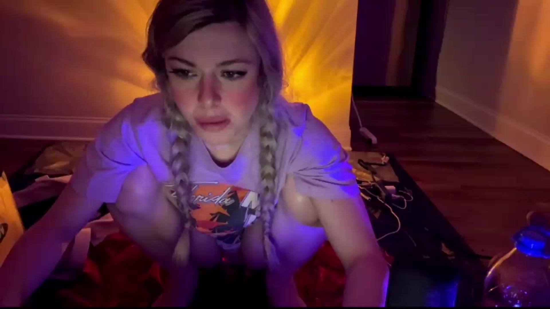 Gallery image thumbnail from TopGspot's myfreecams stream on, 07/07/2026, 05:53 image 4 of 20