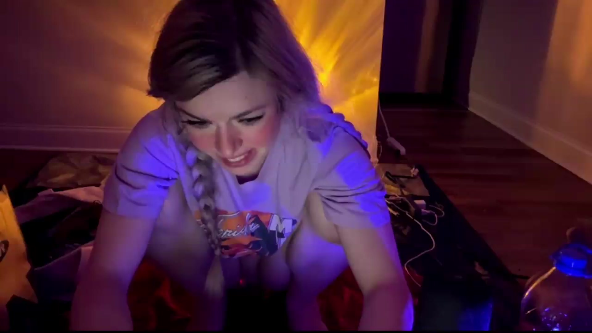 Gallery image thumbnail from TopGspot's myfreecams stream on, 07/07/2026, 05:53 image 11 of 20