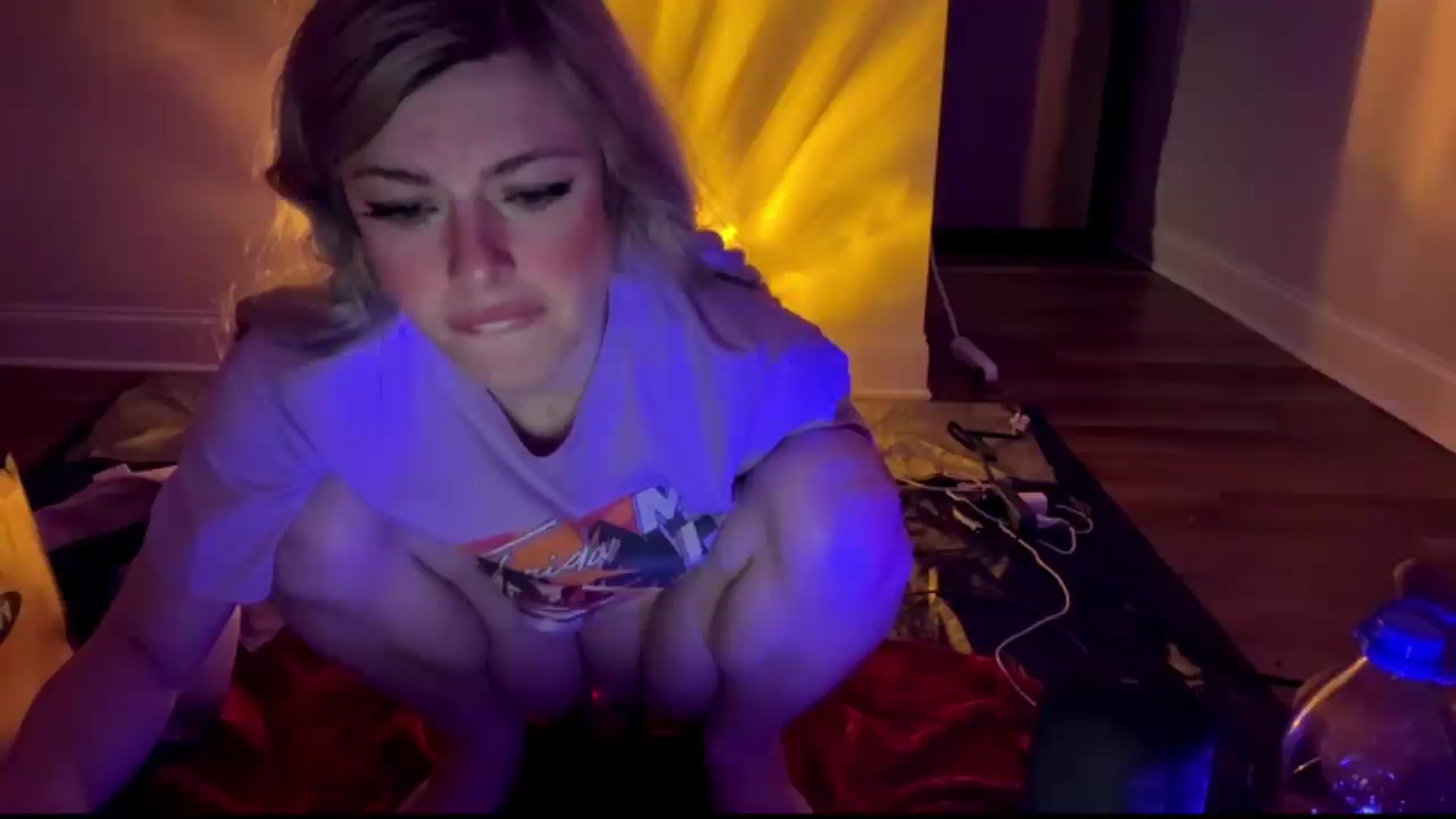 Gallery image thumbnail from TopGspot's myfreecams stream on, 07/07/2026, 05:53 image 7 of 20