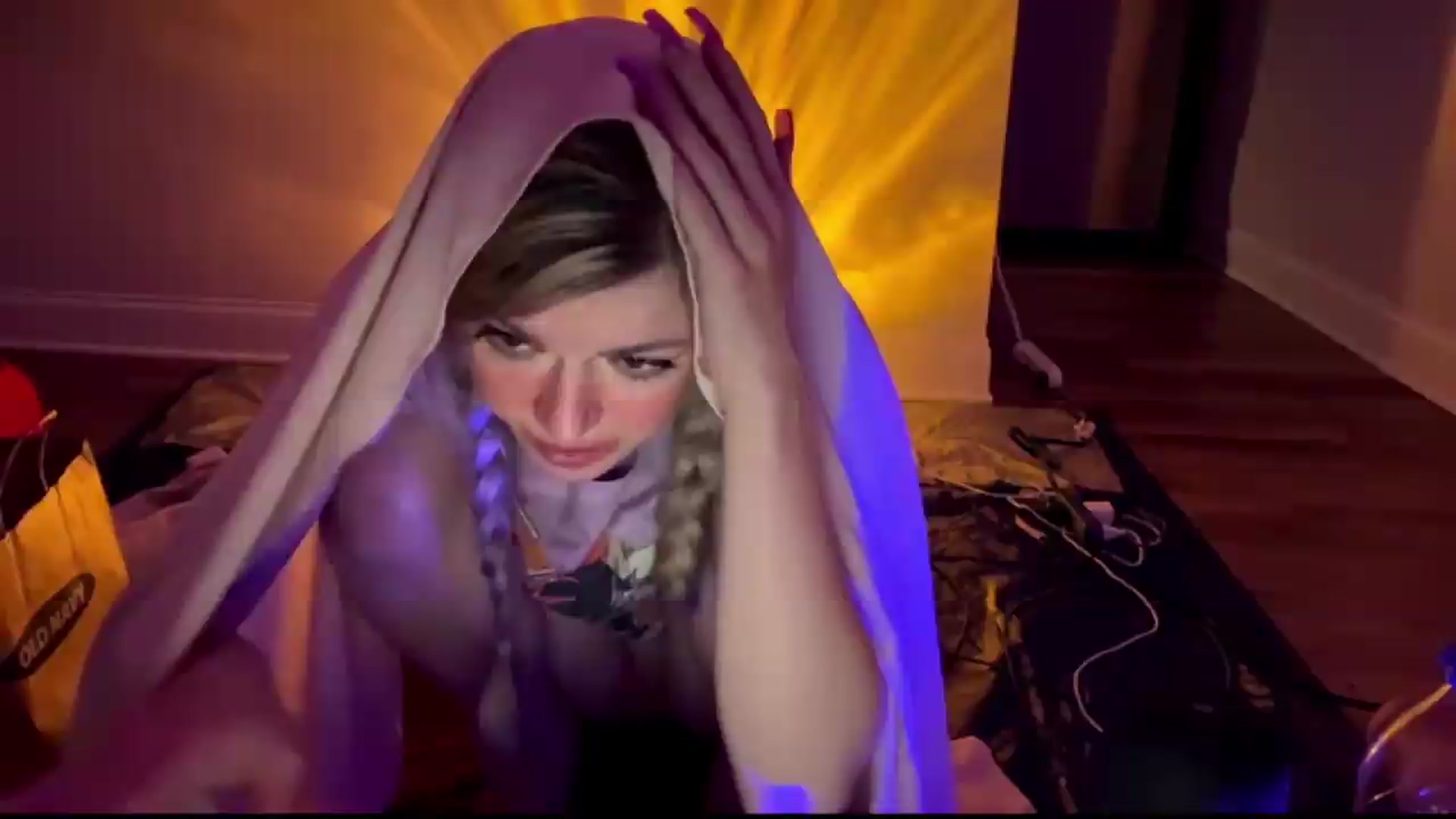Gallery image thumbnail from TopGspot's myfreecams stream on, 07/07/2026, 07:08 image 20 of 20