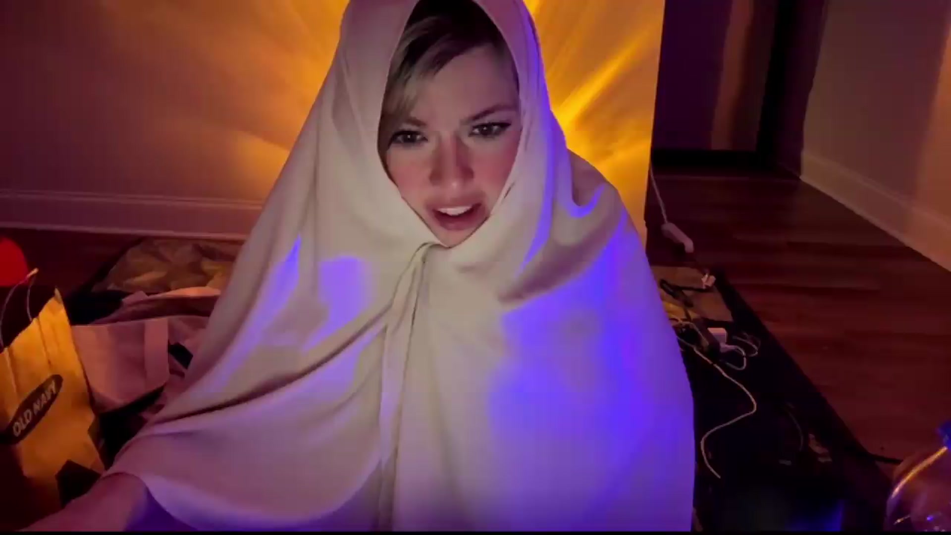 Gallery image thumbnail from TopGspot's myfreecams stream on, 07/07/2026, 07:08 image 6 of 20