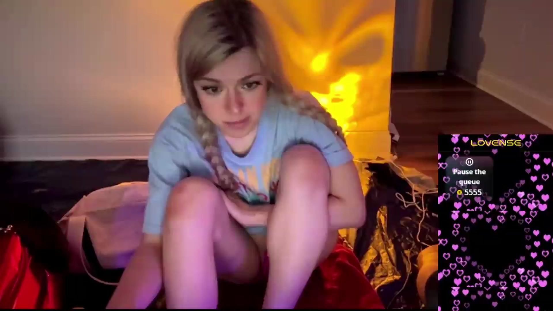 Gallery image thumbnail from TopGspot's myfreecams stream on, 07/10/2026, 19:57 image 1 of 20