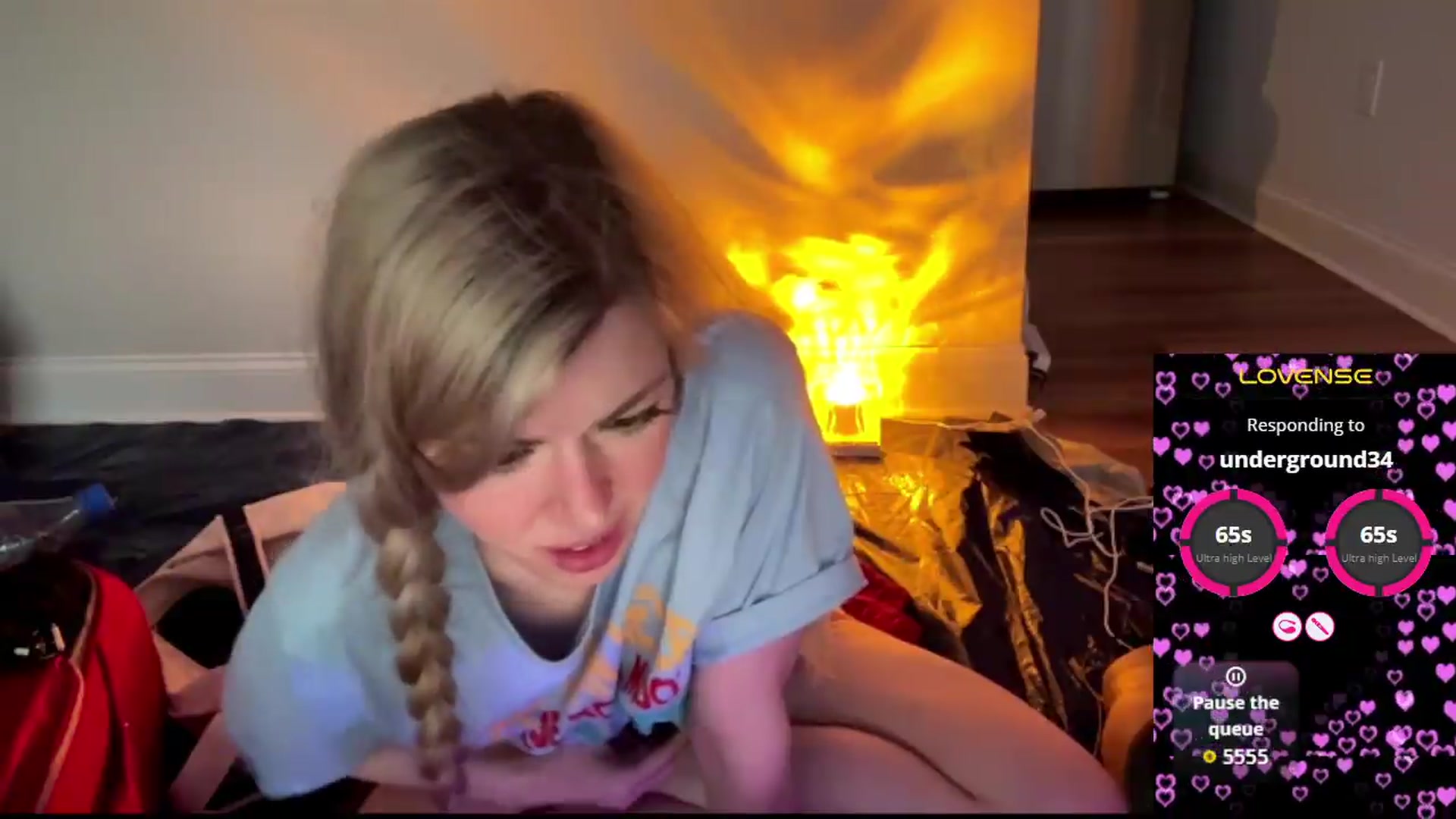 Gallery image thumbnail from TopGspot's myfreecams stream on, 07/10/2026, 21:10 image 19 of 20