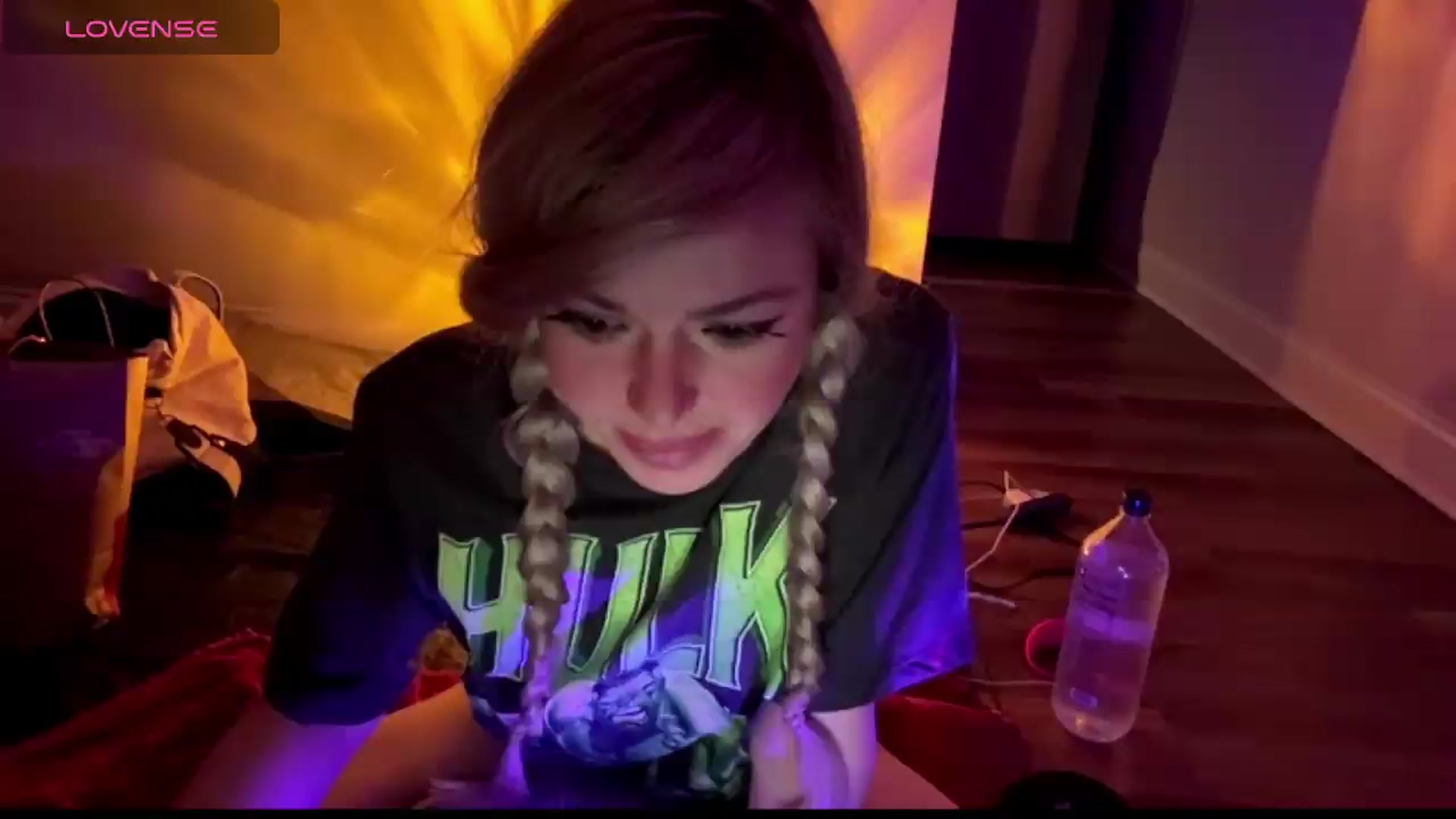 Gallery image thumbnail from TopGspot's myfreecams stream on, 07/17/2026, 04:35 image 11 of 20